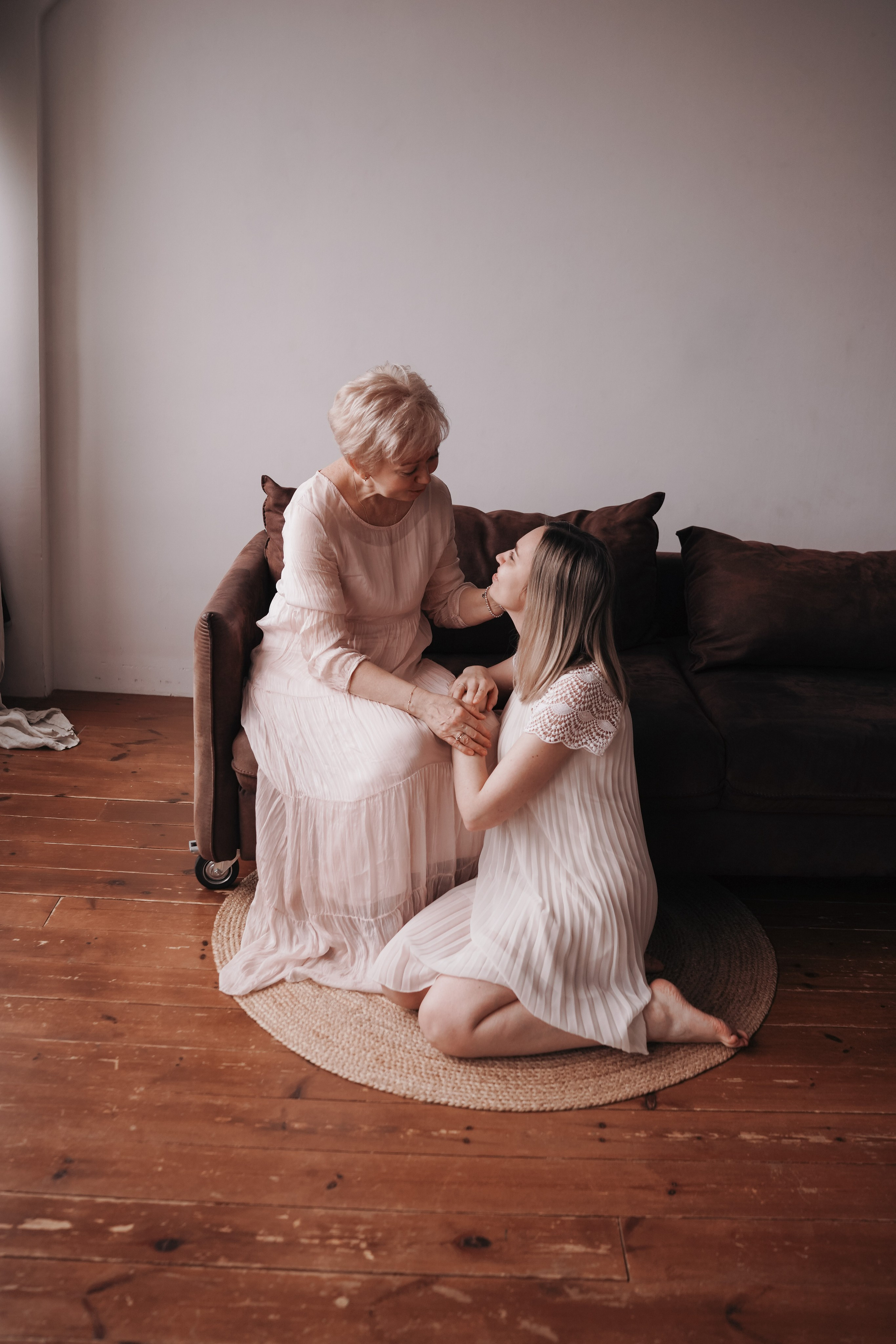 Фотодень Мамы 2026. Фотограф Новорожденных в Москве. Семейные истории в стиле LIFE