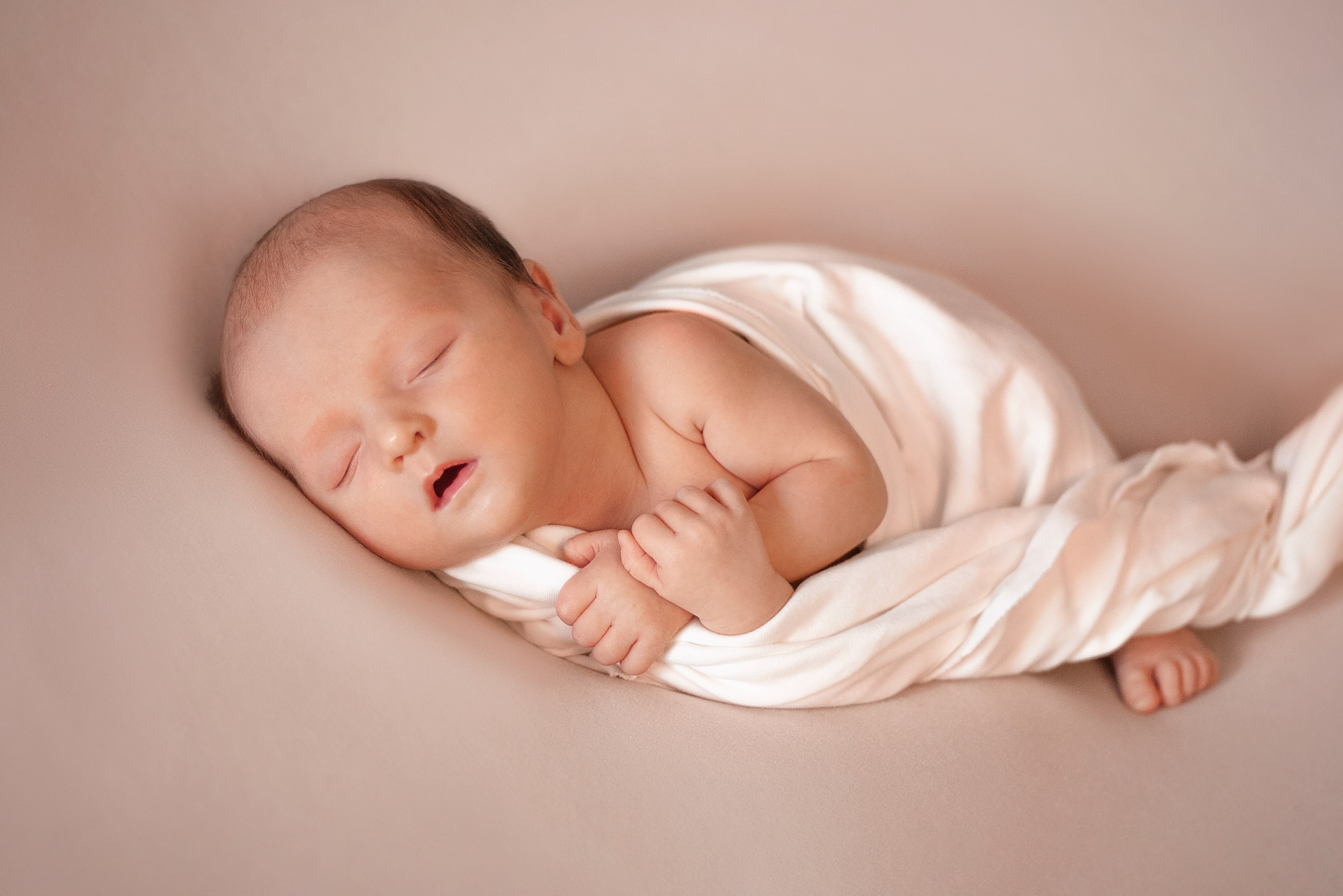 Ньюборн. Семейный фотограф Софи Симакова в Волгограде и Волжском