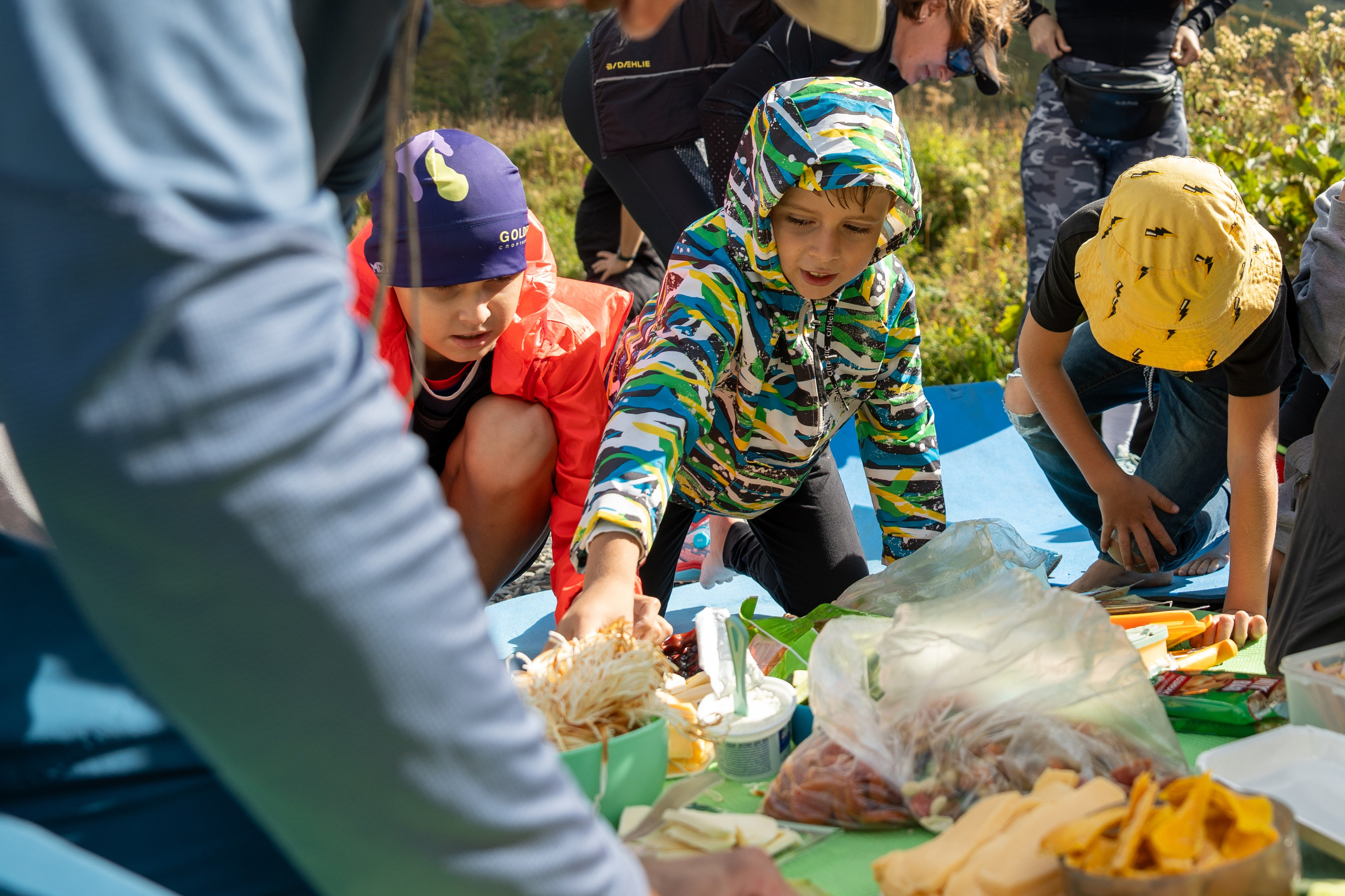 Поход для профсоюза курорта «Газпром Поляна» на Бзерпинский карниз. Репортажный фотограф в Красной Поляне и Сочи Павлюченко Екатерина