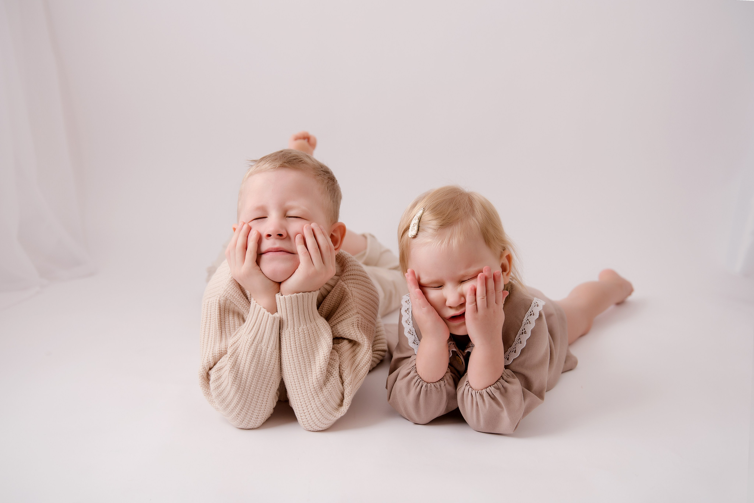 Гоша и Ариша. Детский фотограф в Долгопрудном и Москве