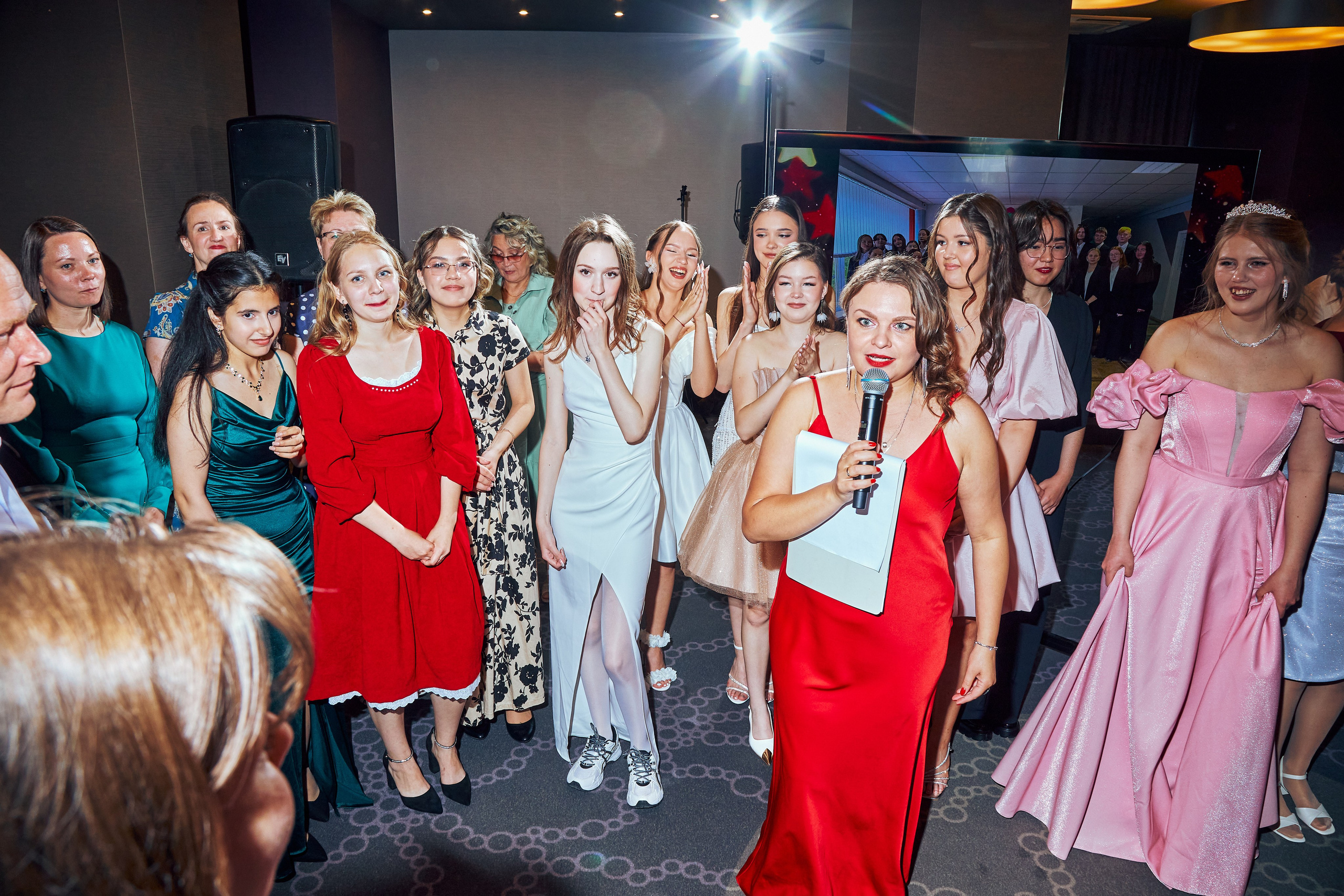 Выпускные 9-й и 11-й класс. Фотограф в Екатеринбурге Булат Хамитов