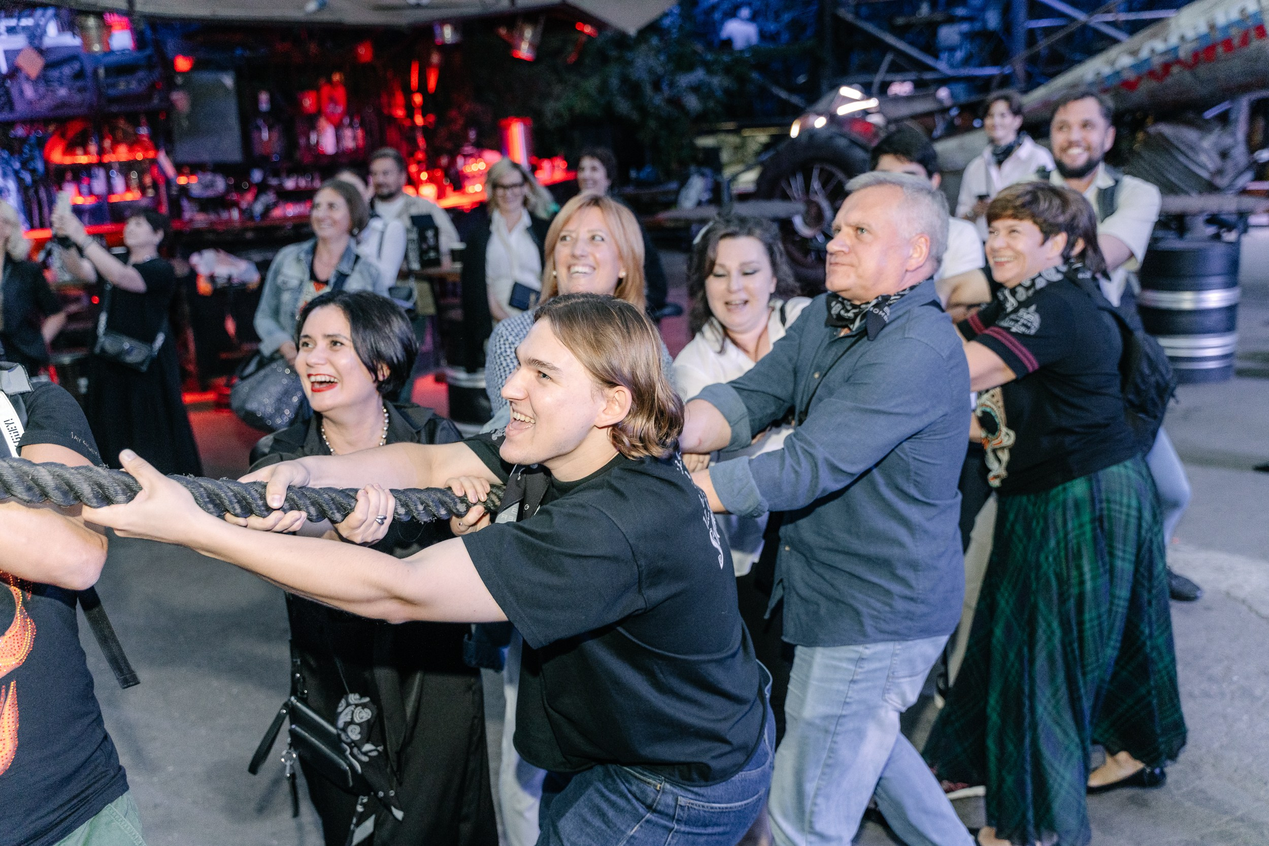 BOMBERG. Фотосъёмка, видеосъемка массовых мероприятий, reels