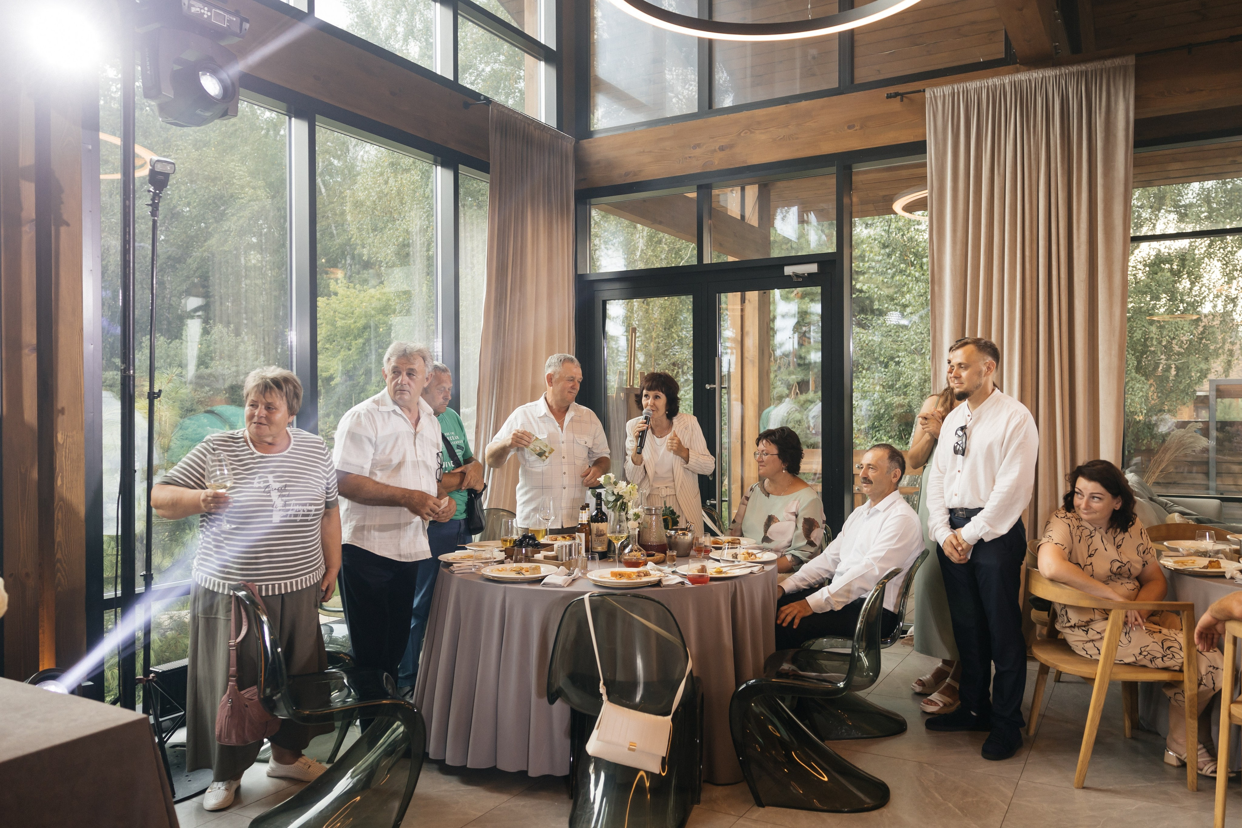 Свадебная история. Лесной Виладж. Свадебный и семейный фотограф Рассказова Виктория