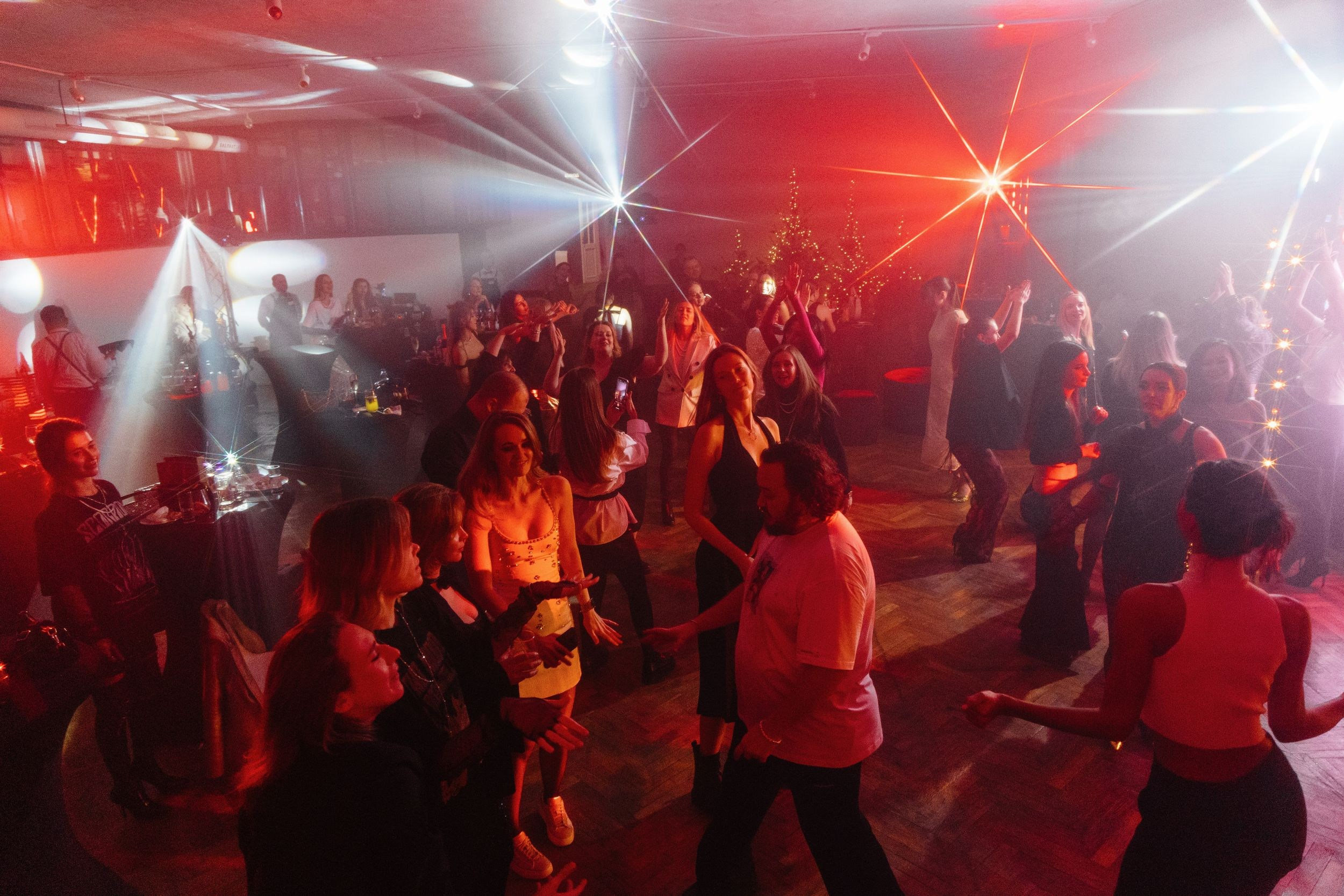 Стильный новогодний корпоратив в Ростове-на-Дону | Организатор Event-агентство «До Мурашек». Свадебное и event агентство До Мурашек Ростов-на-Дону