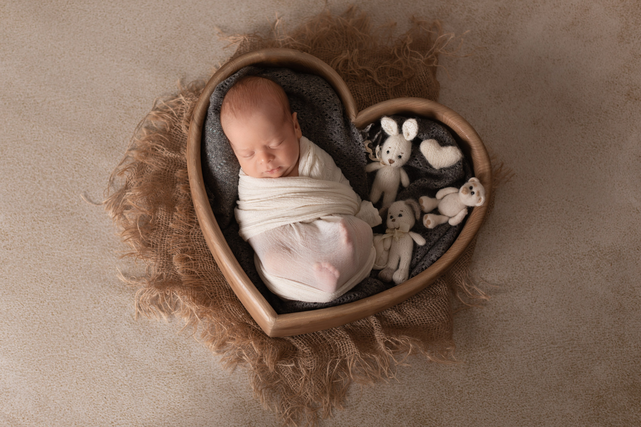 PH @bestmoments_newborn. Retoucher Aleksmokh