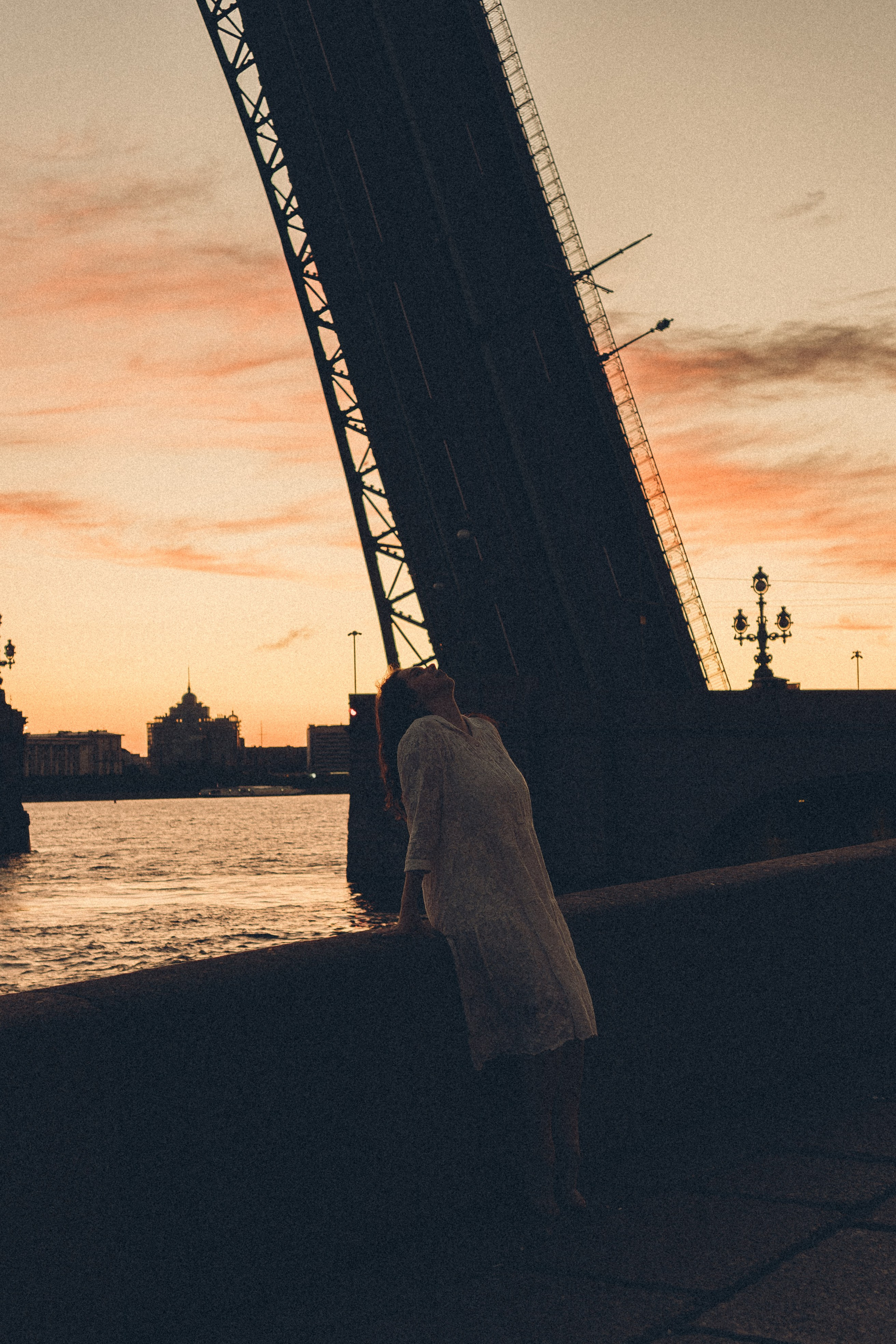 РАССВЕТ С РАЗВОДНЫМИ МОСТАМИ. Профессиональный фотограф, Санкт-Петербург — Виктория Богомолова
