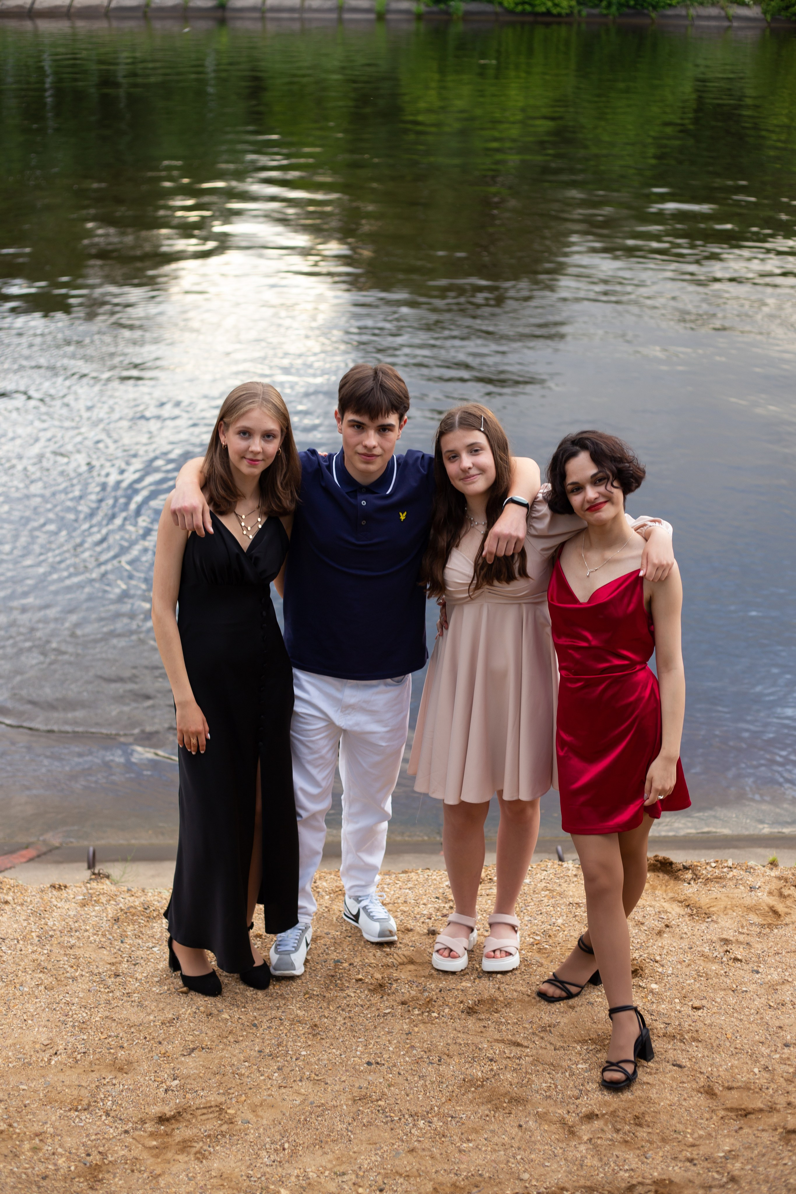 Выпускной в Круиз Клубе Дмитров, 9 «А». Фотограф Дмитров и МО Валентина Халикова