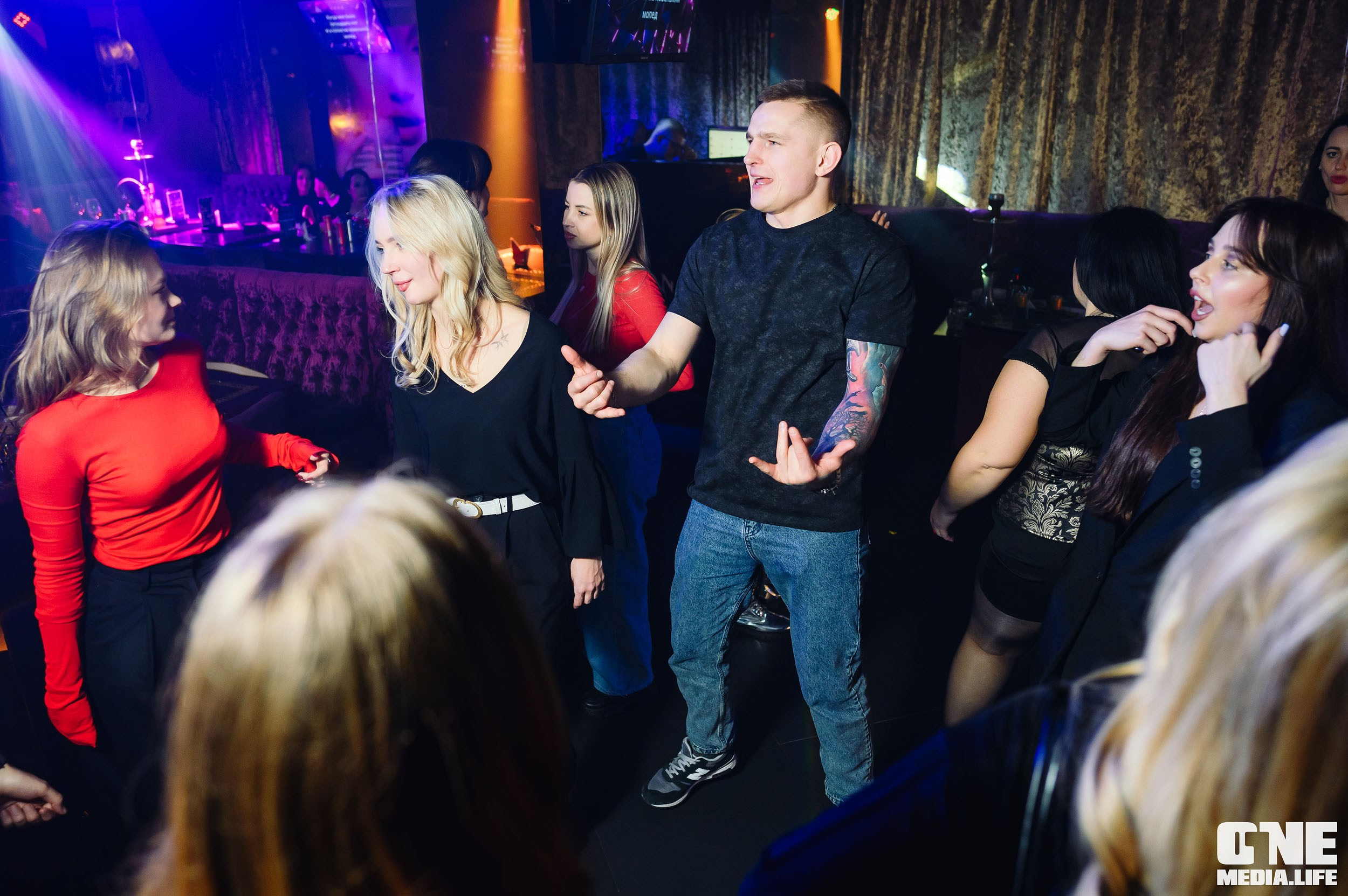 Фотоотчет с с 8 марта в караоке-клубе Эйфория. One Media Life: фоторепортажи, фотоотчеты с мероприятий и заведений