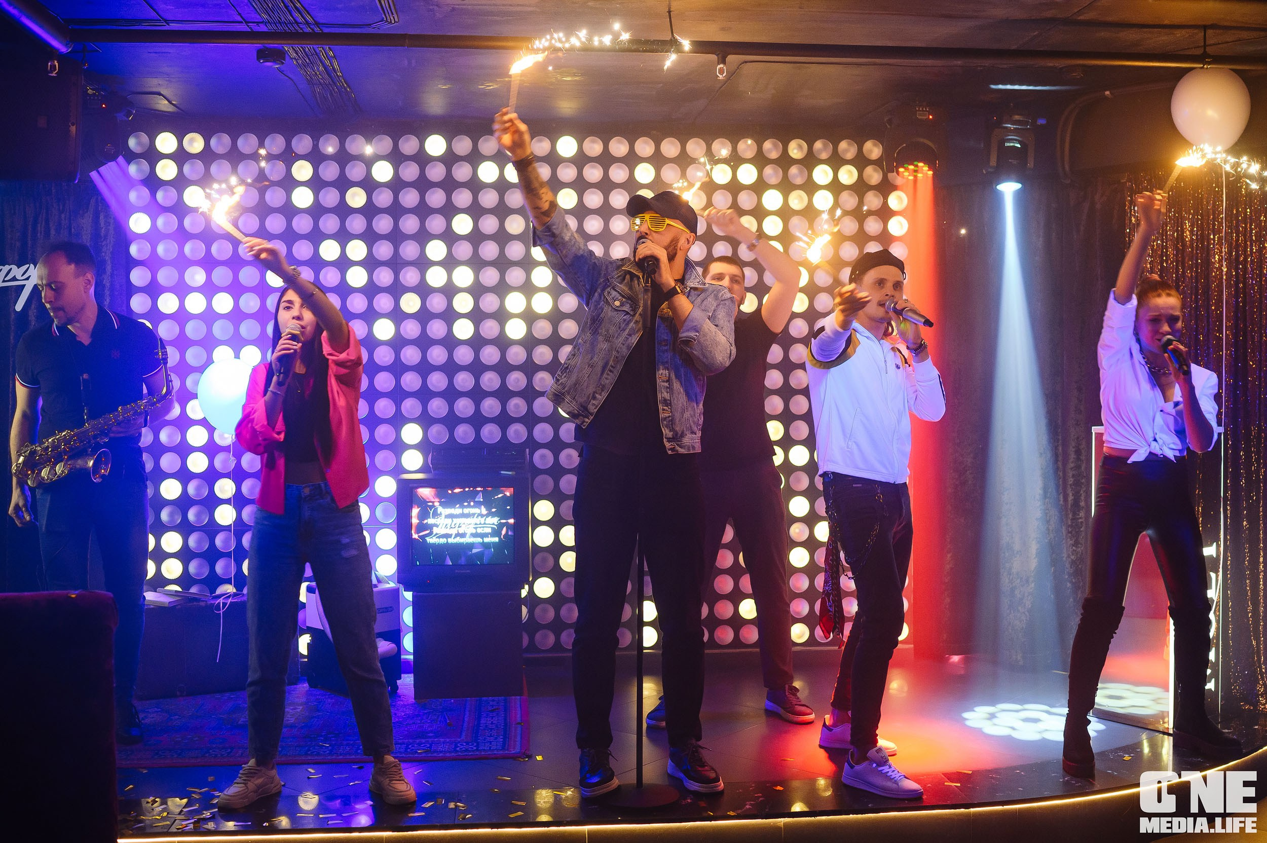 Фоторепортаж из караоке-клуба Эйфория. One Media Life: фоторепортажи, фотоотчеты с мероприятий и заведений