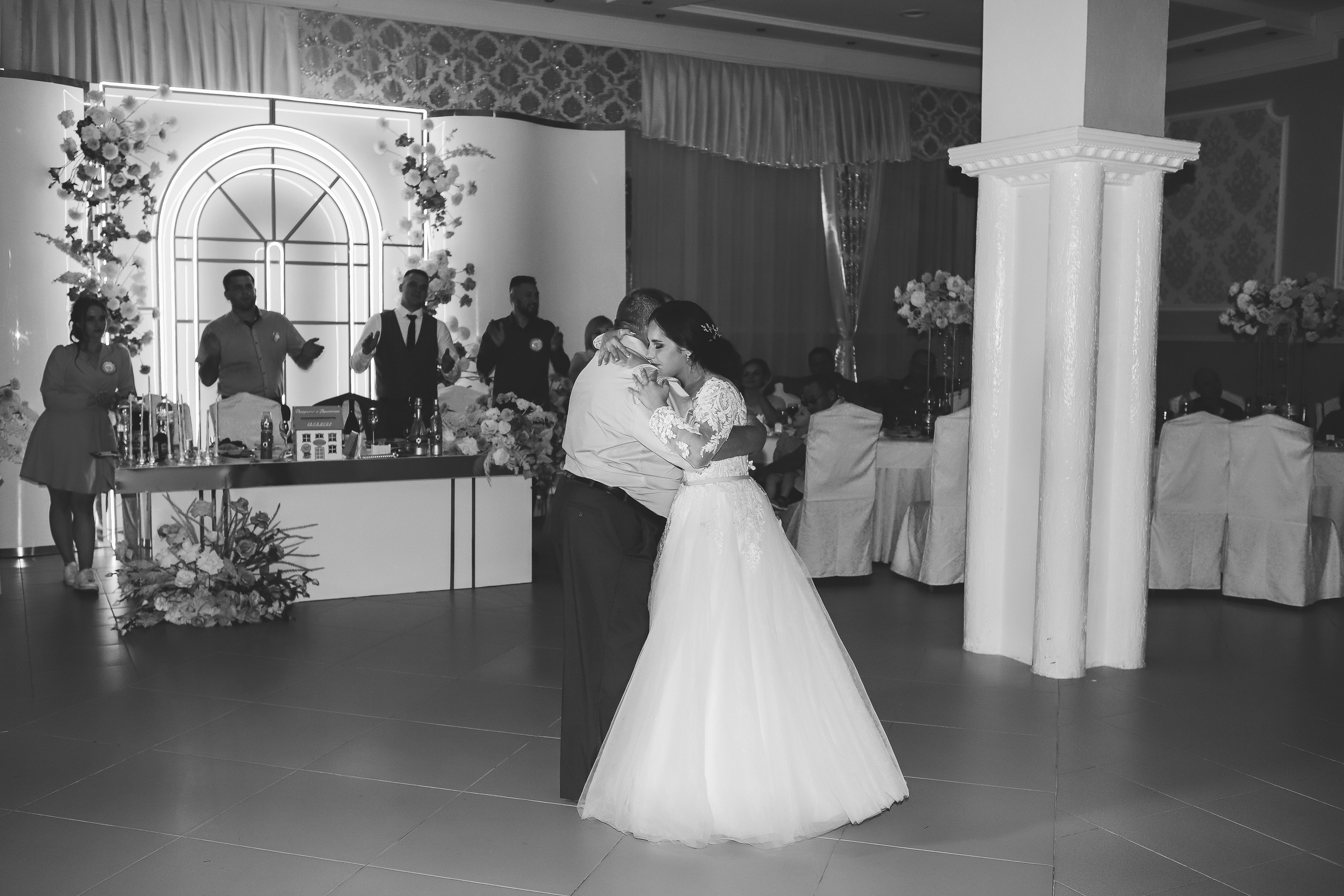 Владимир и Виолетта. Свадебный фотограф Евгения Фролова г. Каменск-Шахтинский, Донецк, Ростов