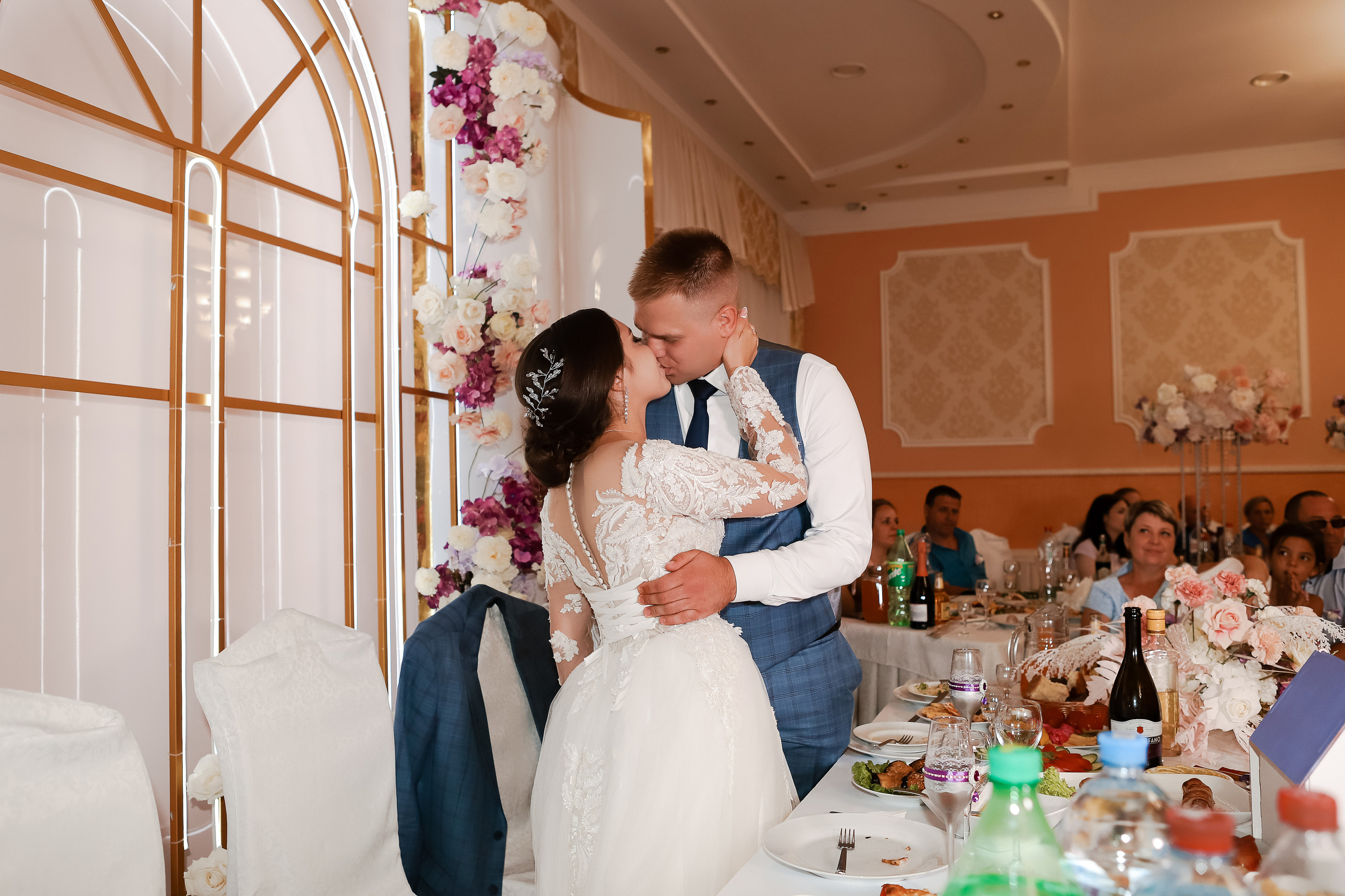 Владимир и Виолетта. Свадебный фотограф Евгения Фролова г. Каменск-Шахтинский, Донецк, Ростов