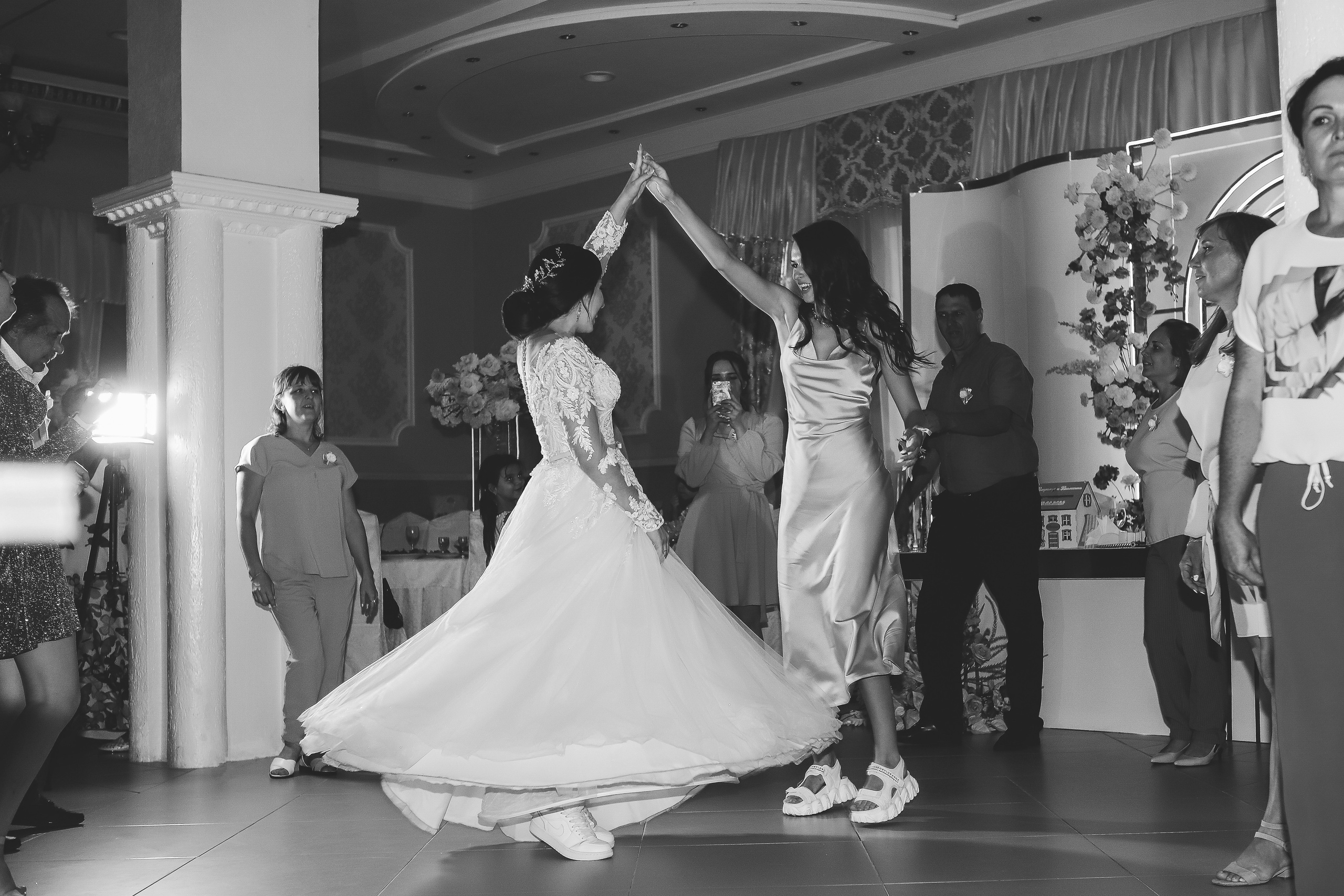 Владимир и Виолетта. Свадебный фотограф Евгения Фролова г. Каменск-Шахтинский, Донецк, Ростов