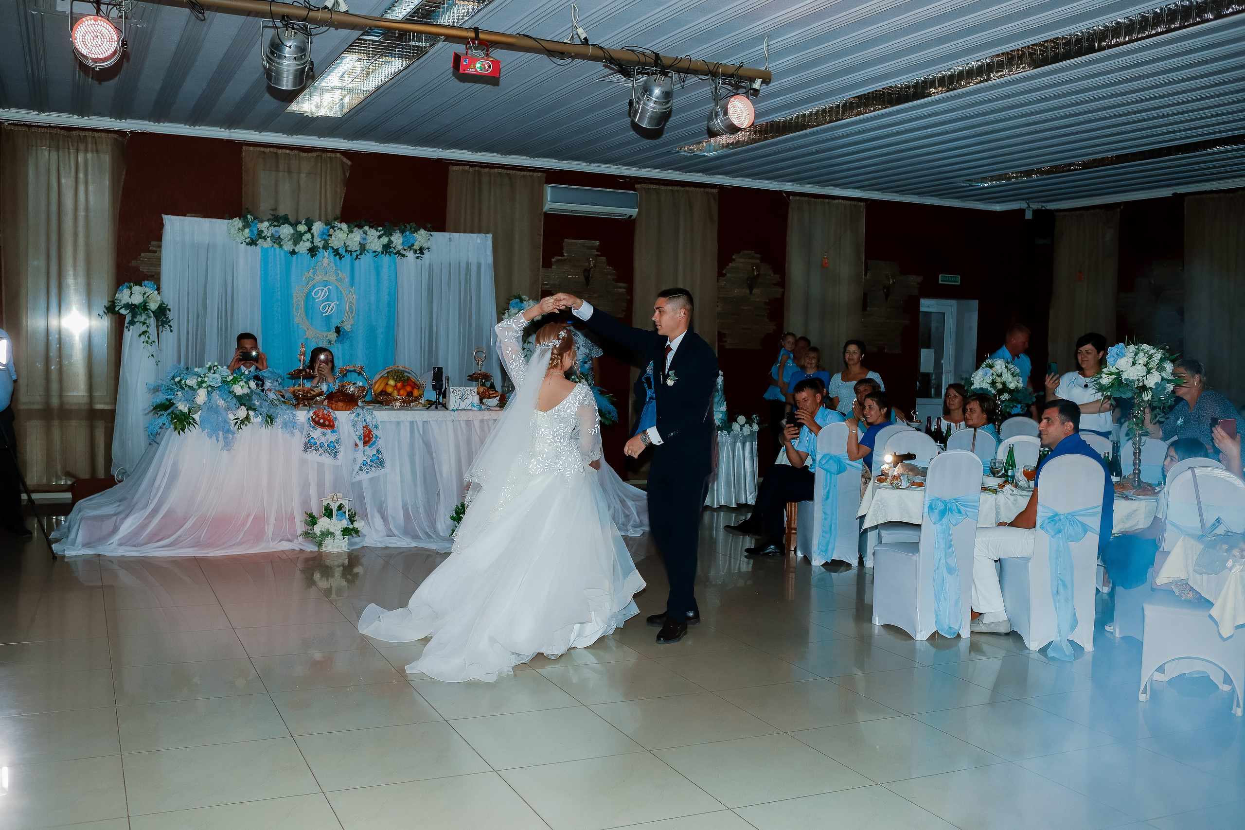 Диана и Денис. Свадебный фотограф Евгения Фролова г. Каменск-Шахтинский, Донецк, Ростов