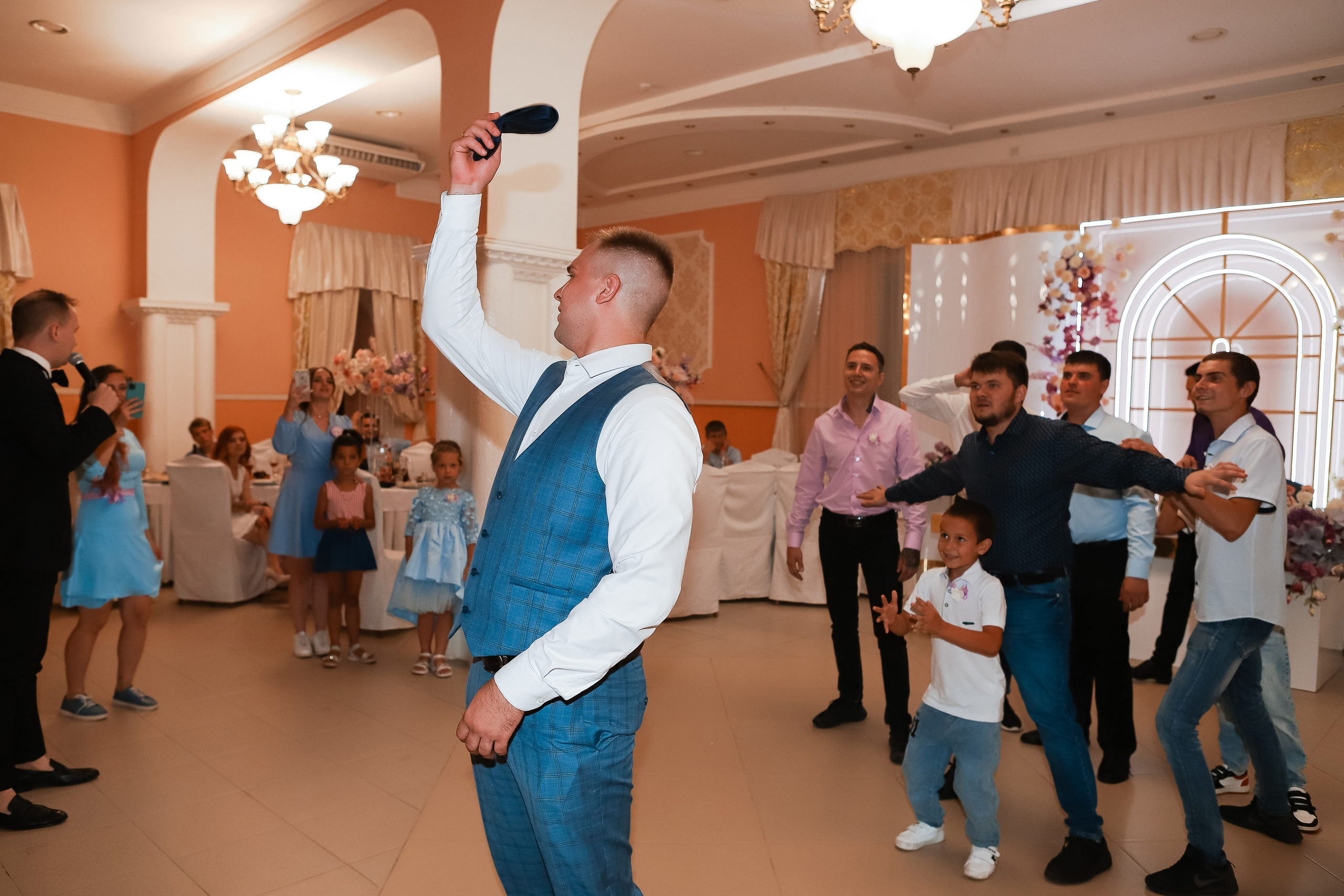 Владимир и Виолетта. Свадебный фотограф Евгения Фролова г. Каменск-Шахтинский, Донецк, Ростов