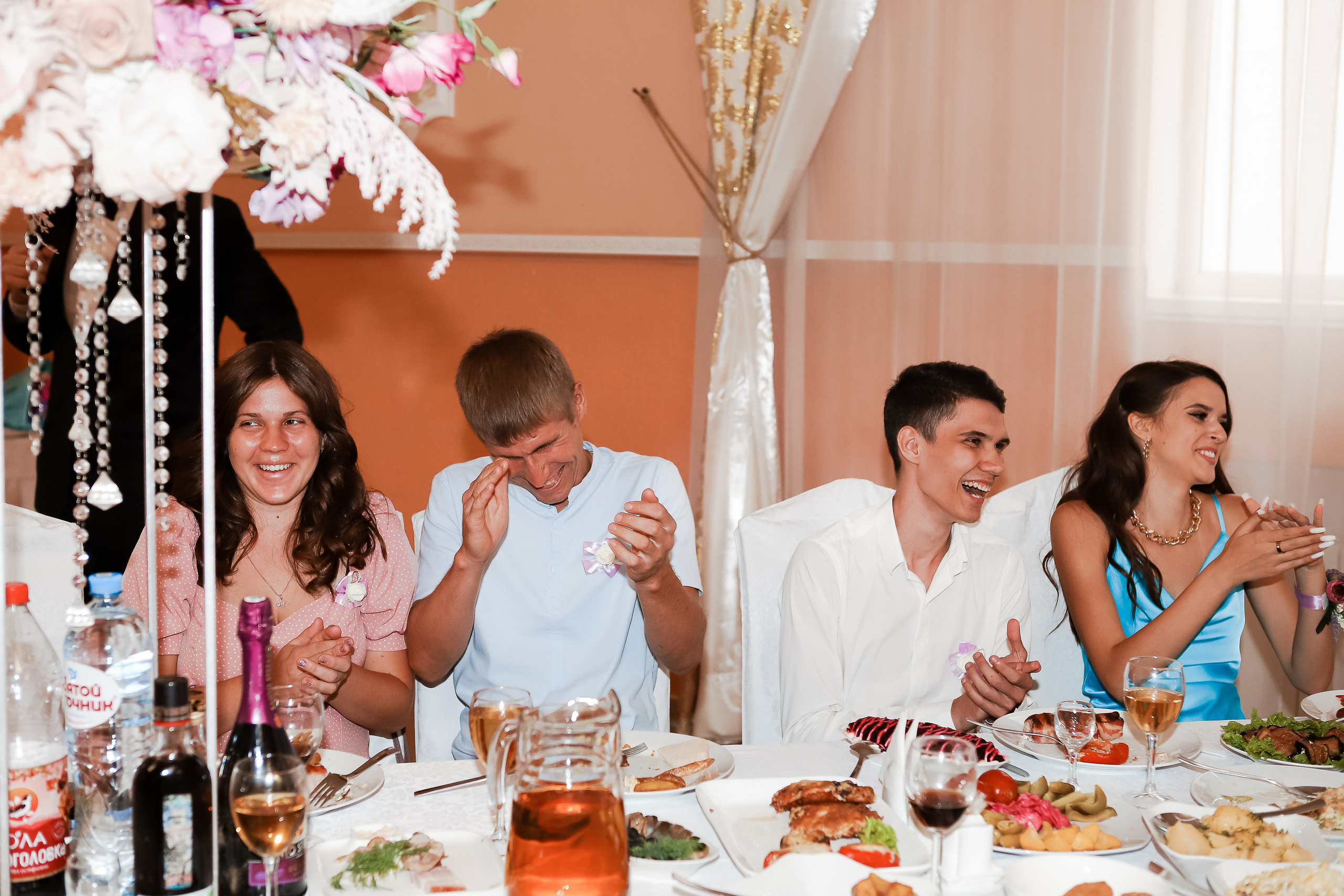 Владимир и Виолетта. Свадебный фотограф Евгения Фролова г. Каменск-Шахтинский, Донецк, Ростов