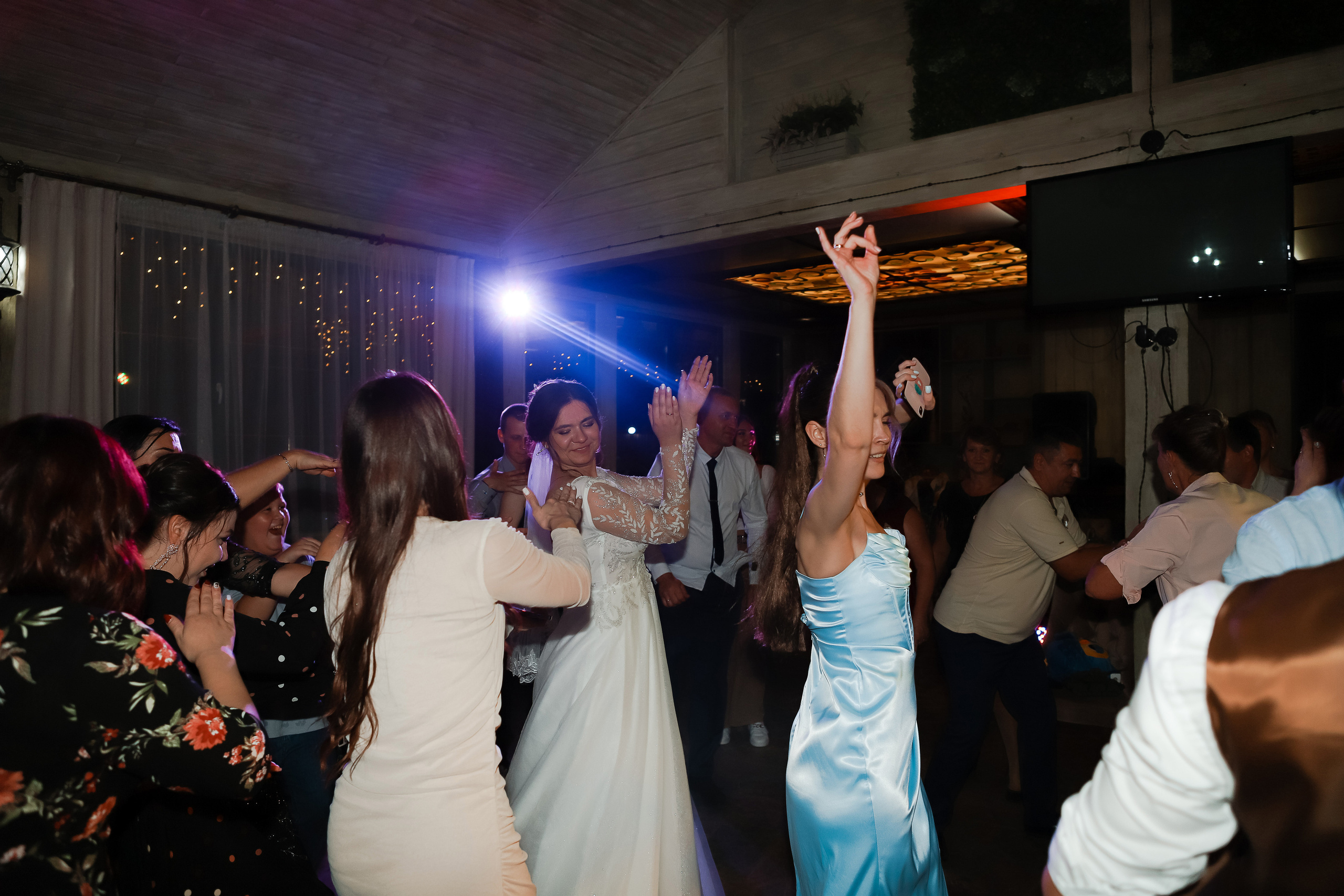 Дарья и Даниил. Свадебный фотограф Евгения Фролова г. Каменск-Шахтинский, Донецк, Ростов