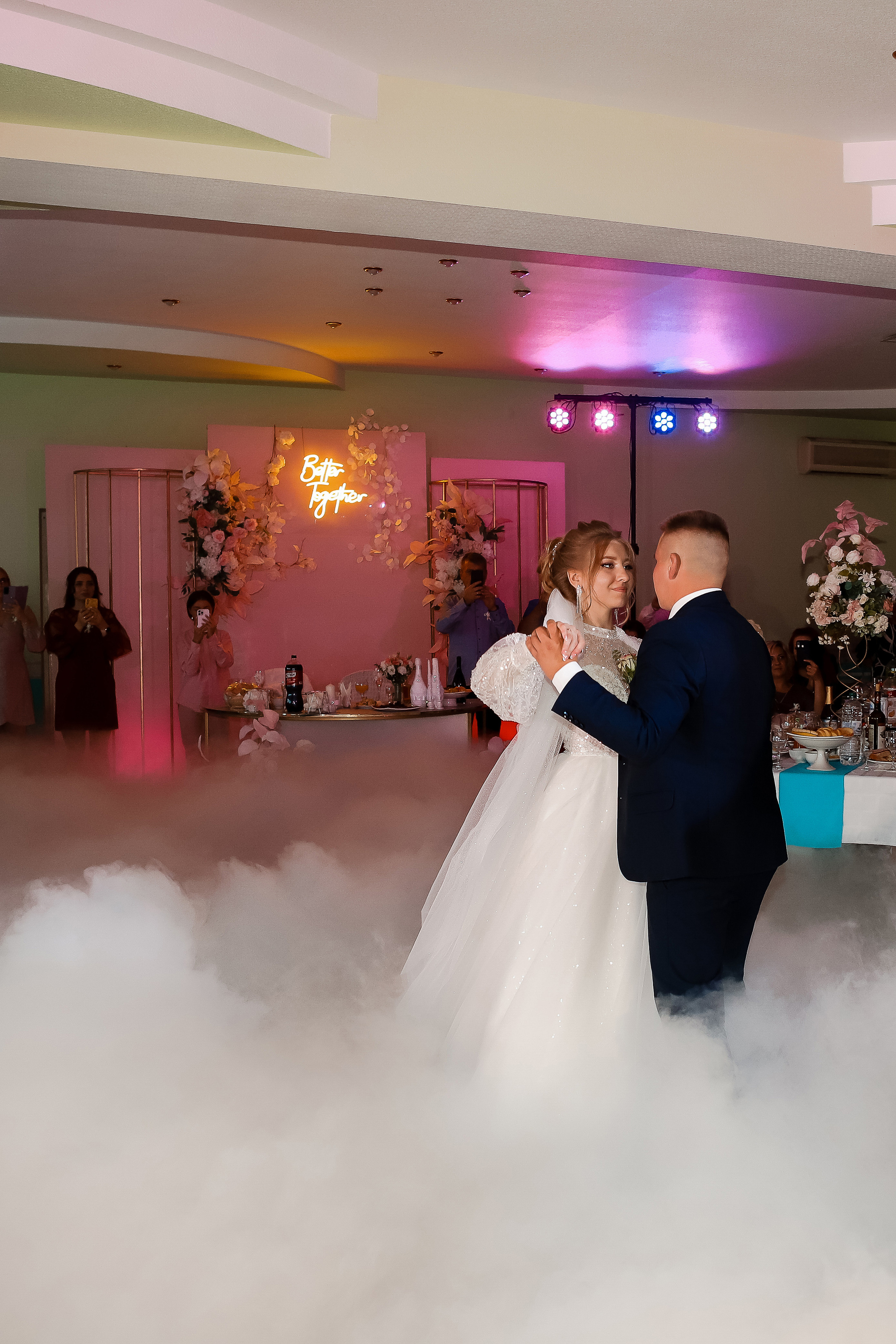 Екатерина и Денис. Свадебный фотограф Евгения Фролова г. Каменск-Шахтинский, Донецк, Ростов