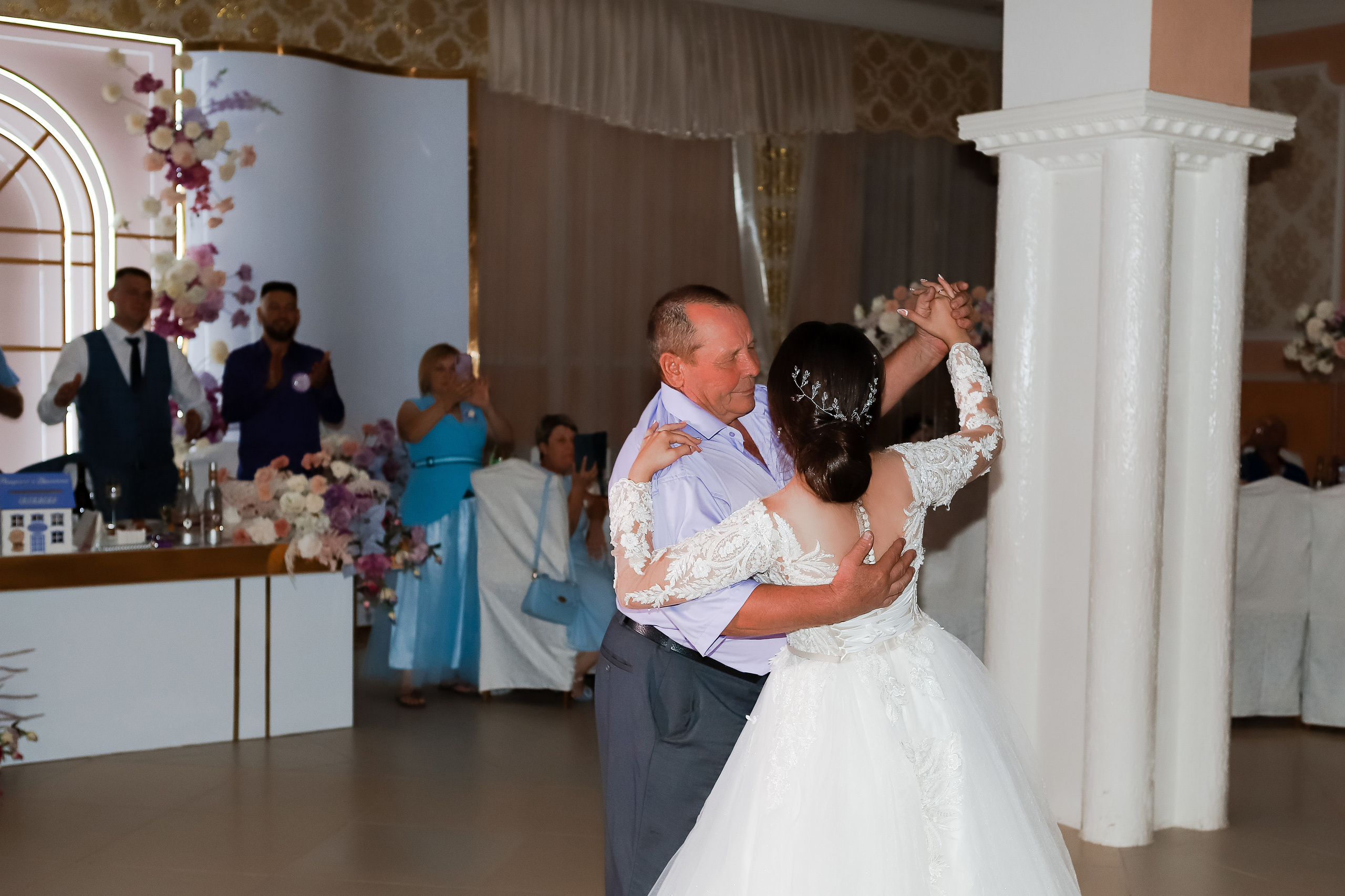 Владимир и Виолетта. Свадебный фотограф Евгения Фролова г. Каменск-Шахтинский, Донецк, Ростов