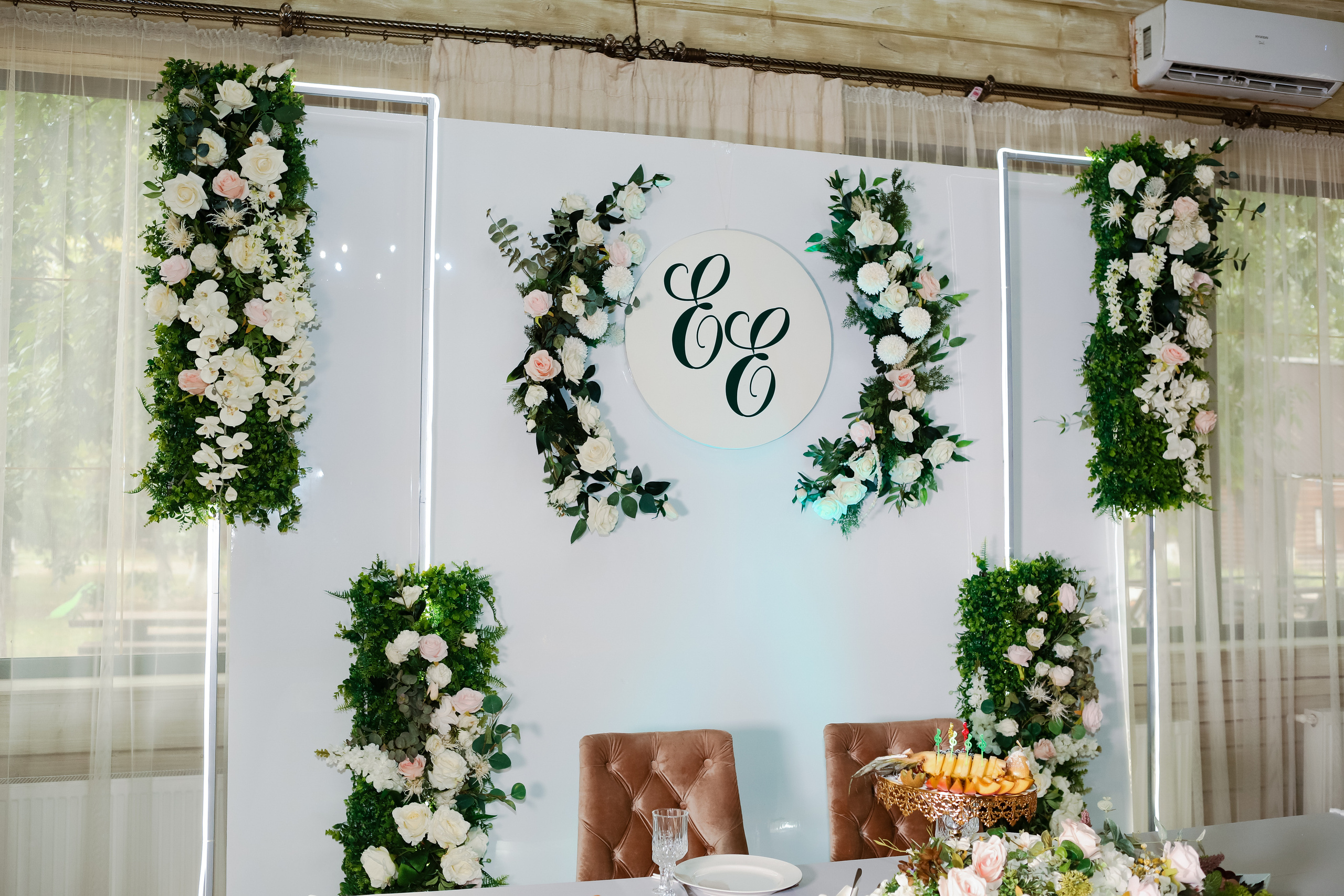 Евгения и Евгений. Свадебный фотограф Евгения Фролова г. Каменск-Шахтинский, Донецк, Ростов