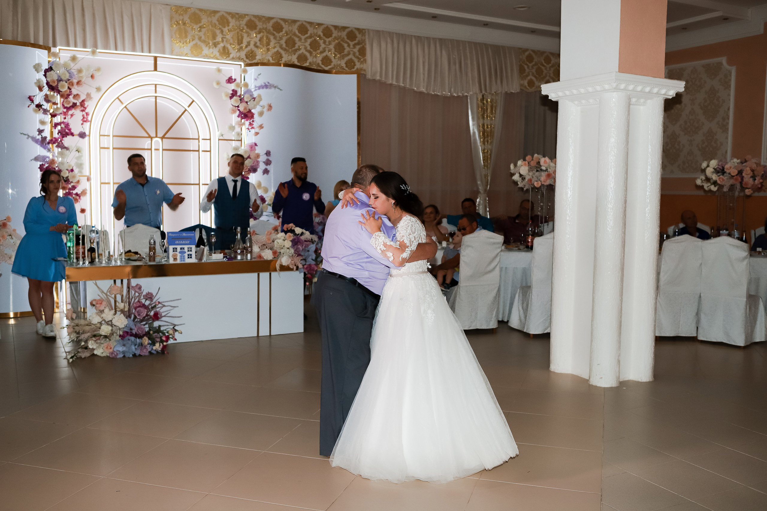 Владимир и Виолетта. Свадебный фотограф Евгения Фролова г. Каменск-Шахтинский, Донецк, Ростов