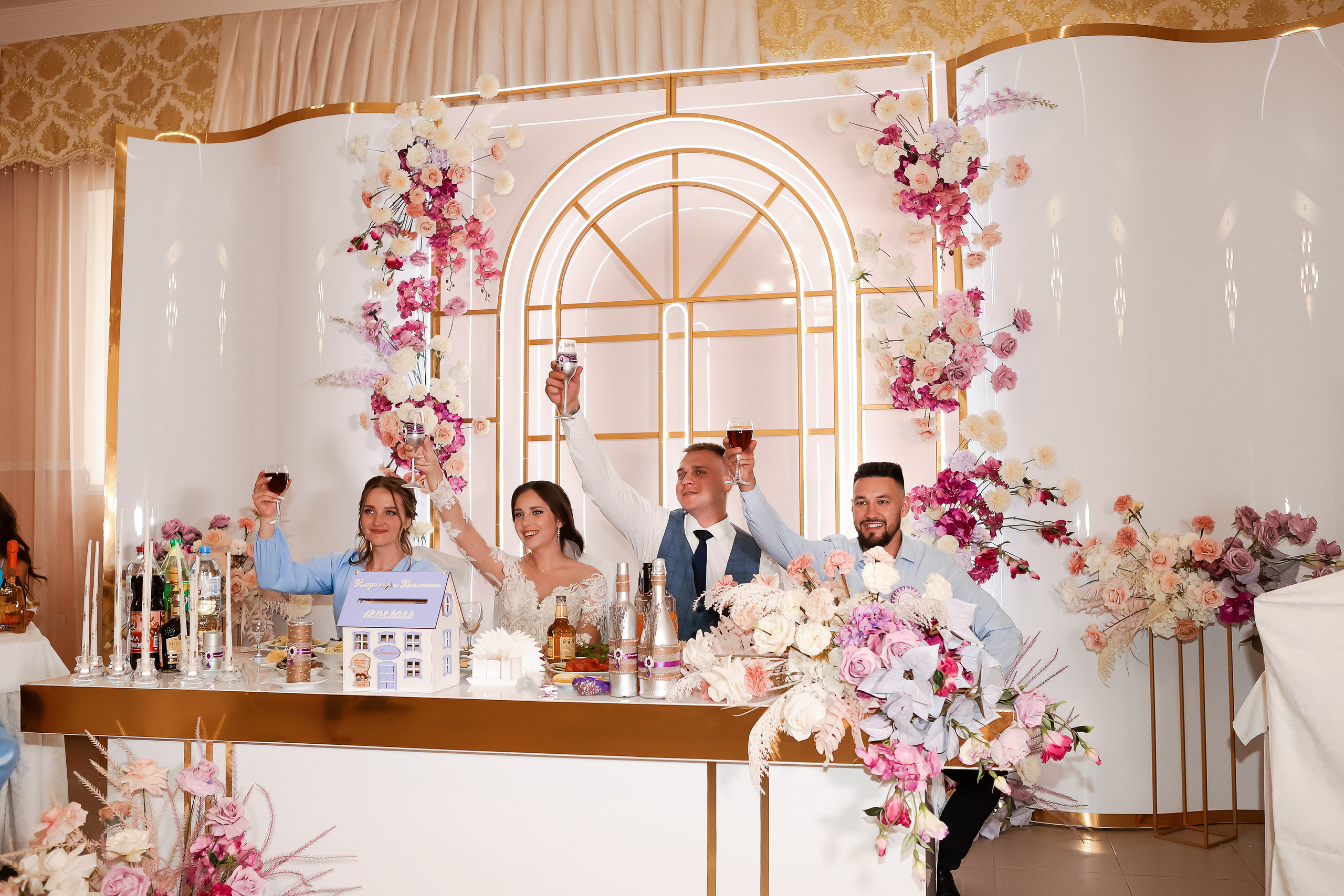 Владимир и Виолетта. Свадебный фотограф Евгения Фролова г. Каменск-Шахтинский, Донецк, Ростов