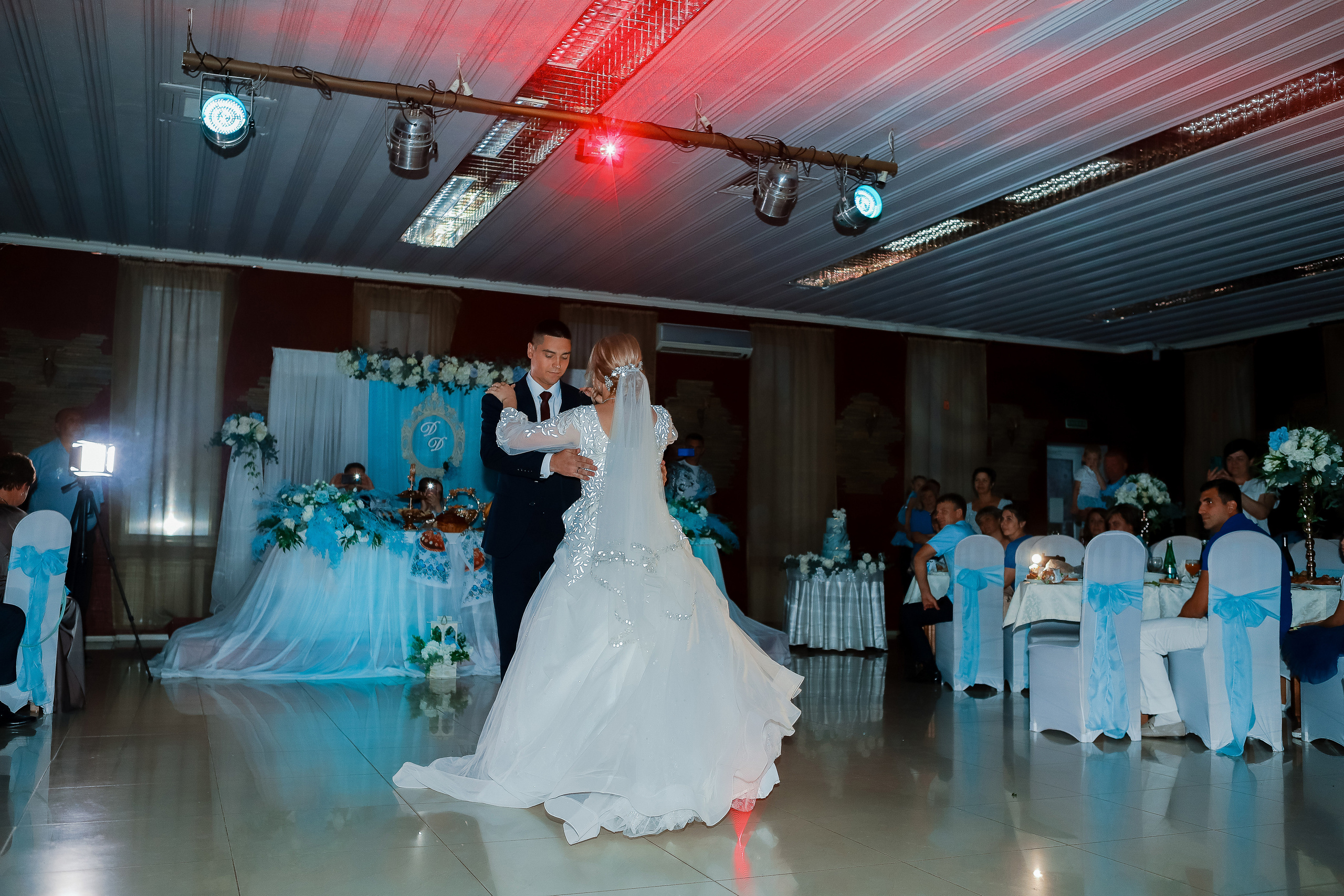 Диана и Денис. Свадебный фотограф Евгения Фролова г. Каменск-Шахтинский, Донецк, Ростов