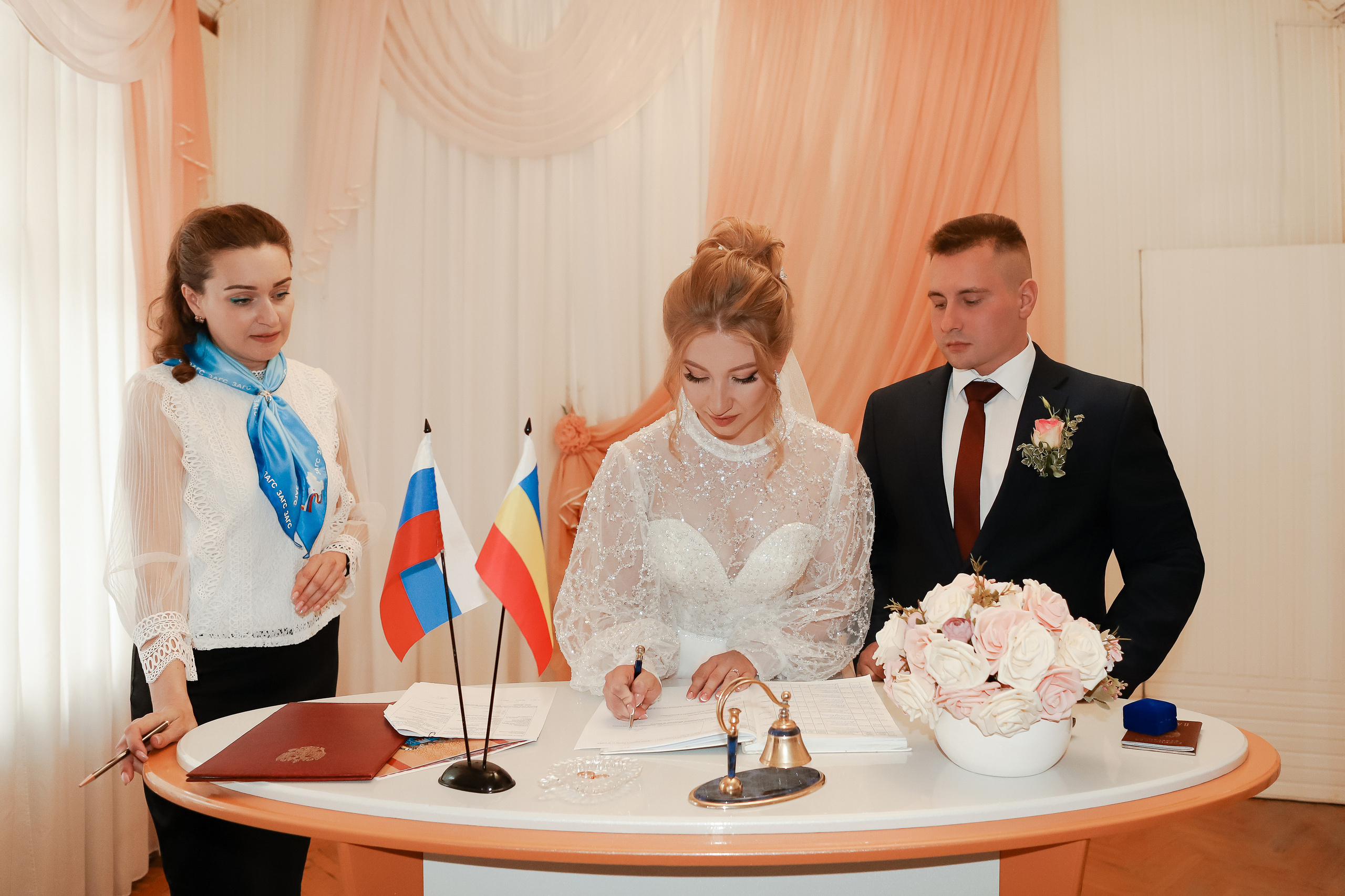 Екатерина и Денис. Свадебный фотограф Евгения Фролова г. Каменск-Шахтинский, Донецк, Ростов