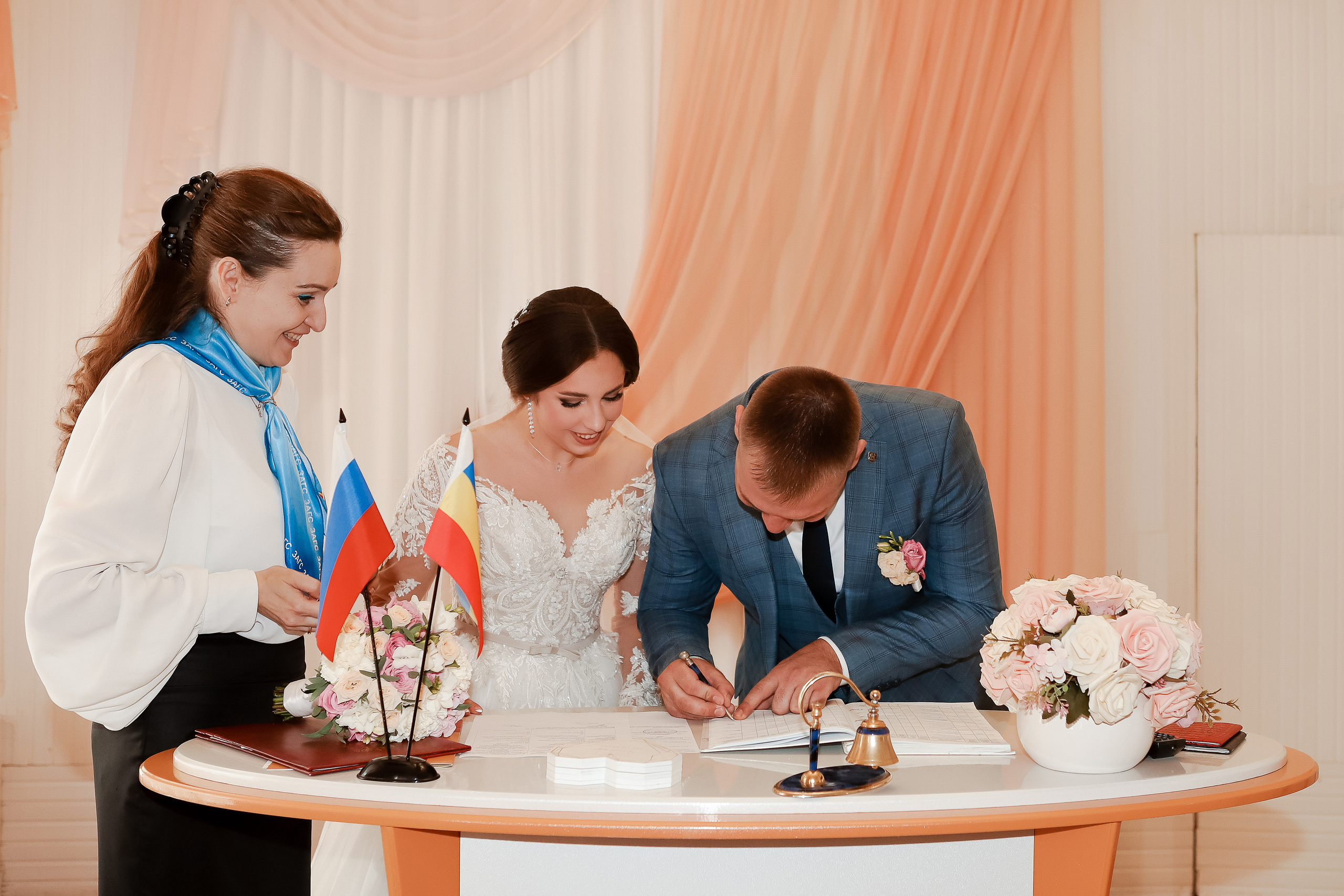 Владимир и Виолетта. Свадебный фотограф Евгения Фролова г. Каменск-Шахтинский, Донецк, Ростов