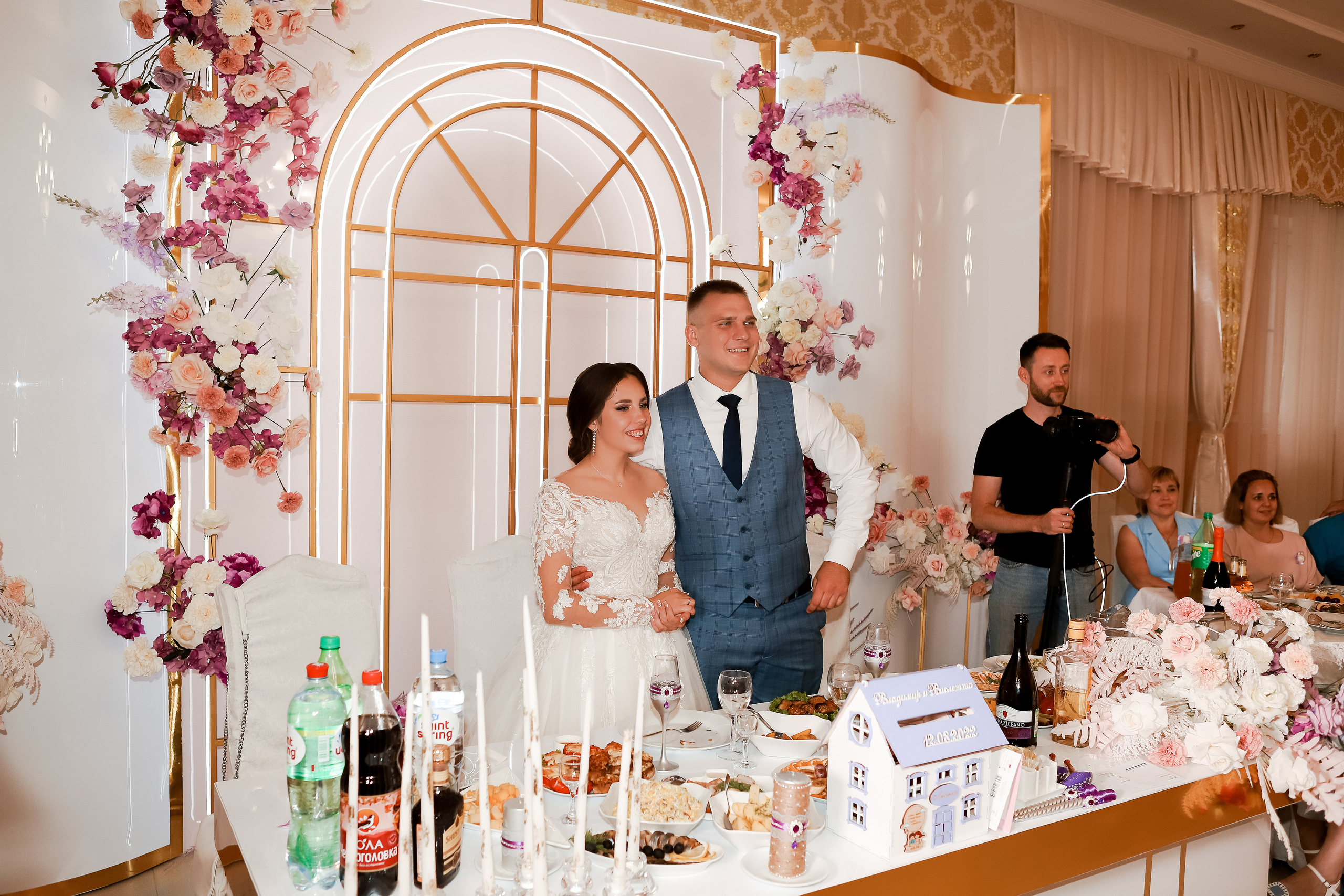 Владимир и Виолетта. Свадебный фотограф Евгения Фролова г. Каменск-Шахтинский, Донецк, Ростов