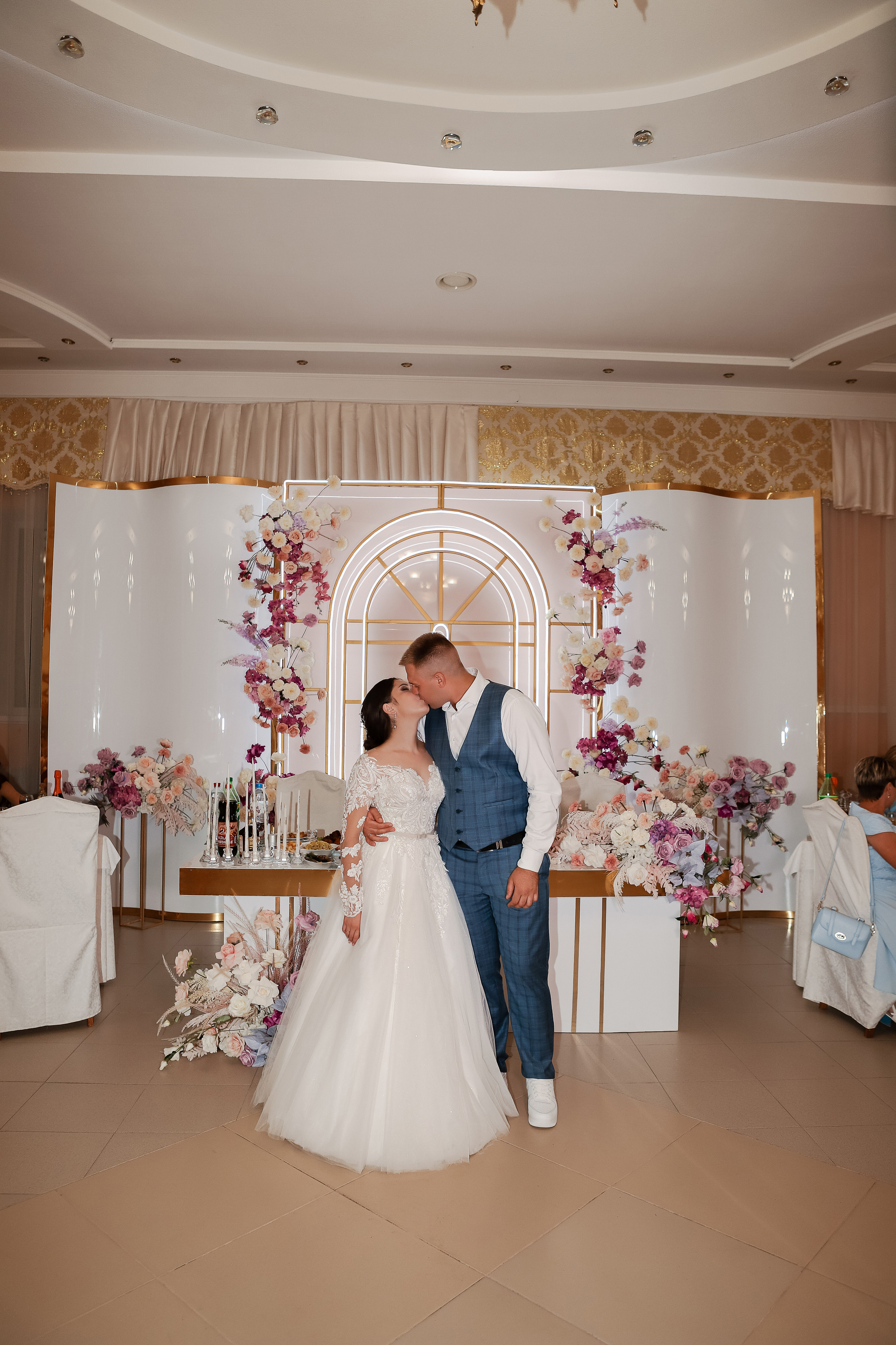 Владимир и Виолетта. Свадебный фотограф Евгения Фролова г. Каменск-Шахтинский, Донецк, Ростов