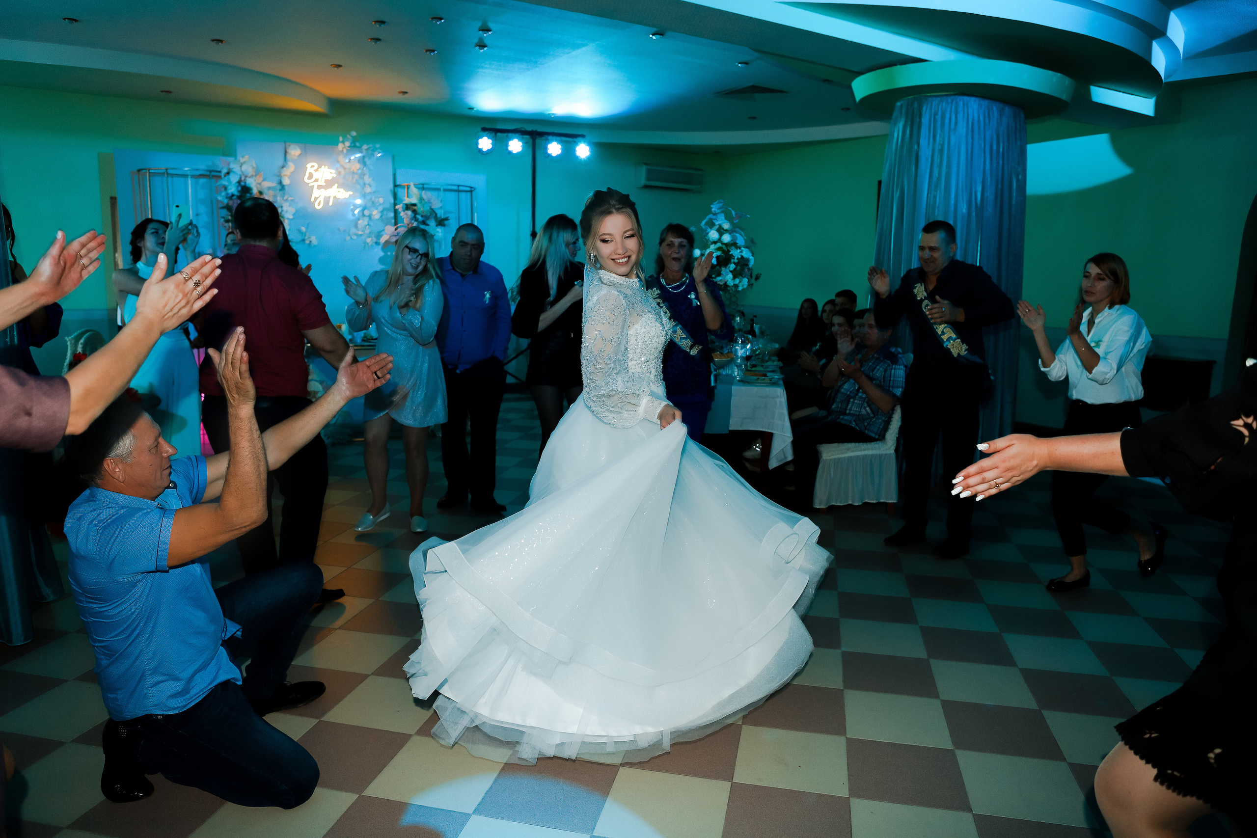 Екатерина и Денис. Свадебный фотограф Евгения Фролова г. Каменск-Шахтинский, Донецк, Ростов