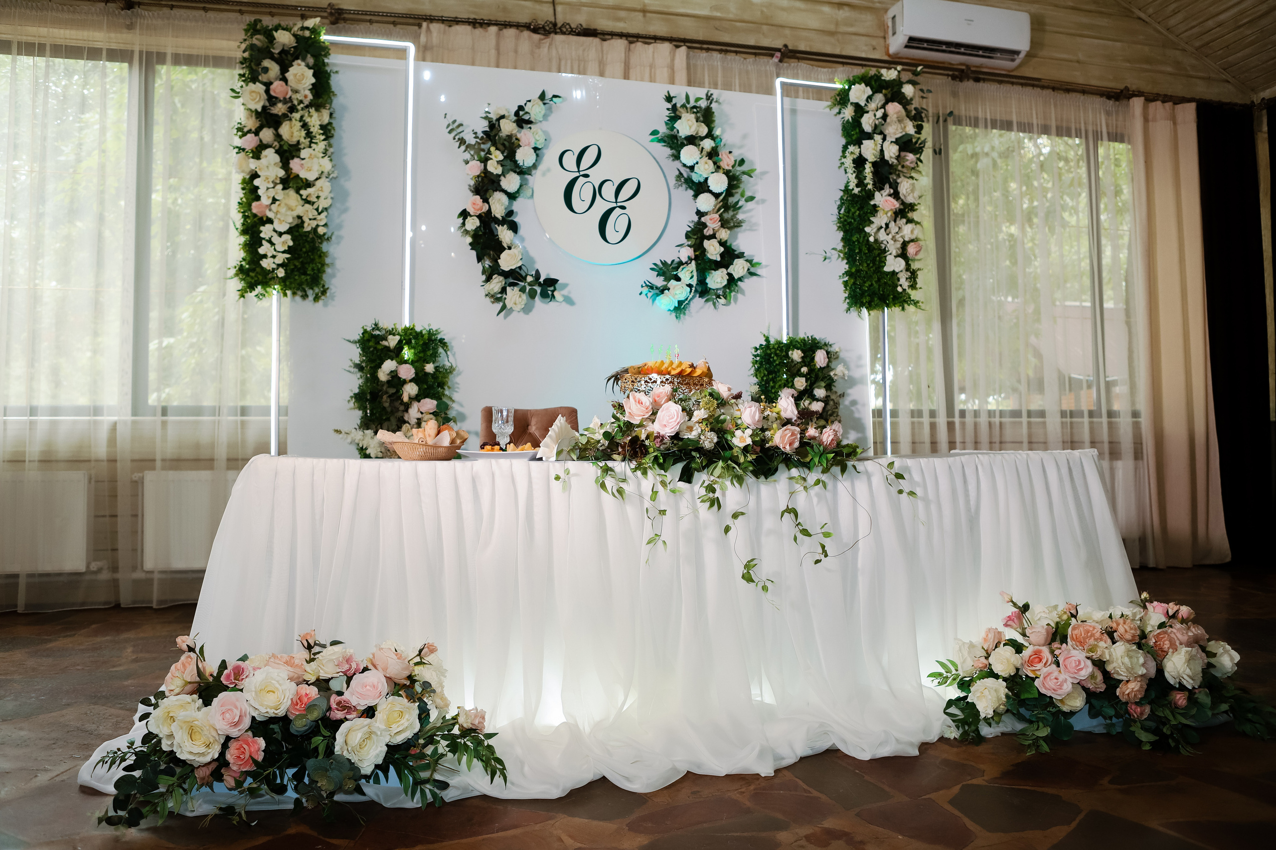 Евгения и Евгений. Свадебный фотограф Евгения Фролова г. Каменск-Шахтинский, Донецк, Ростов