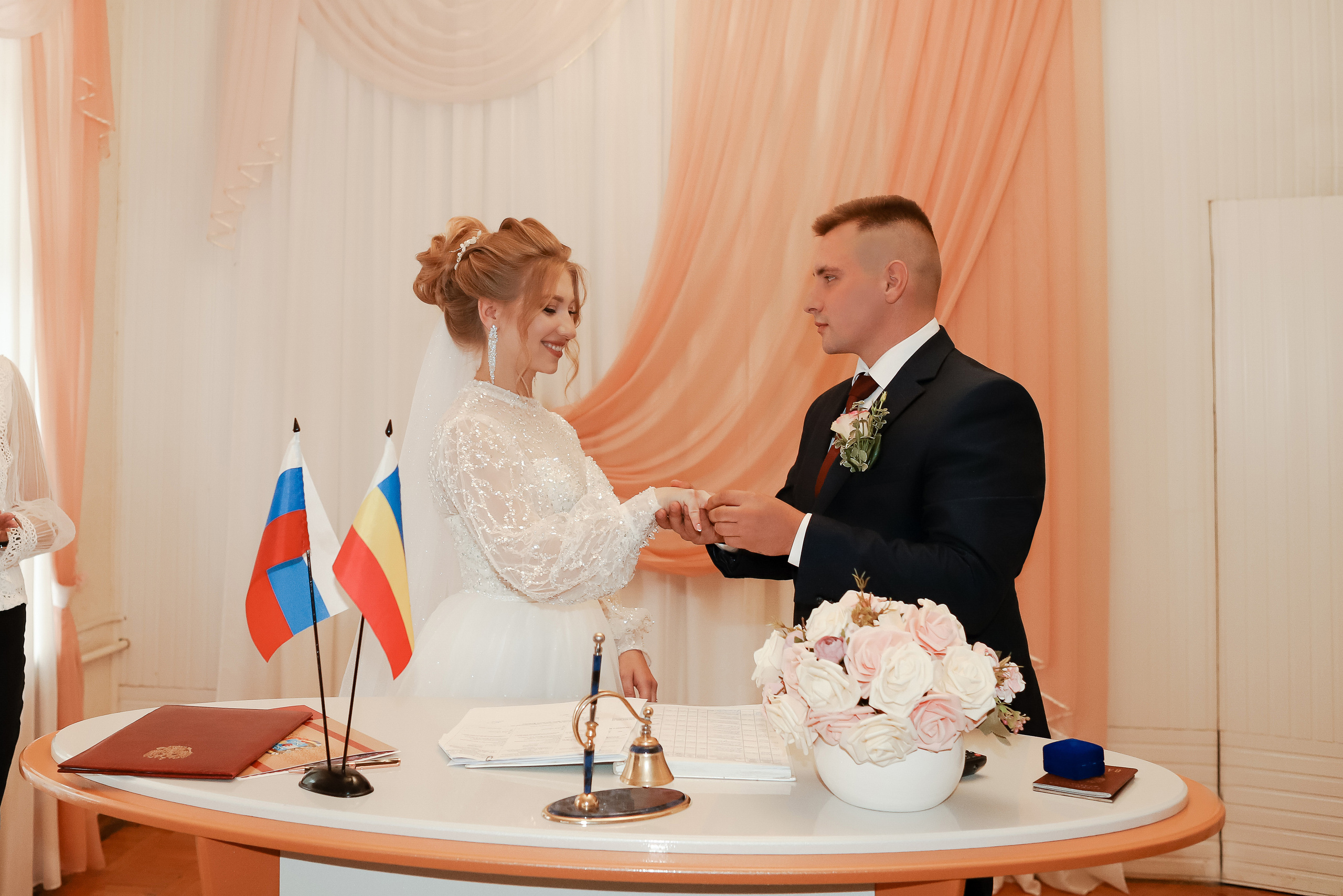 Екатерина и Денис. Свадебный фотограф Евгения Фролова г. Каменск-Шахтинский, Донецк, Ростов