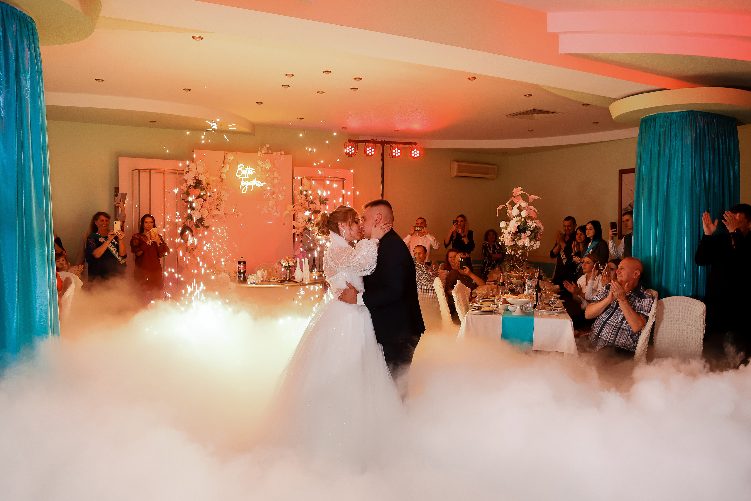 Екатерина и Денис. Свадебный фотограф Евгения Фролова г. Каменск-Шахтинский, Донецк, Ростов