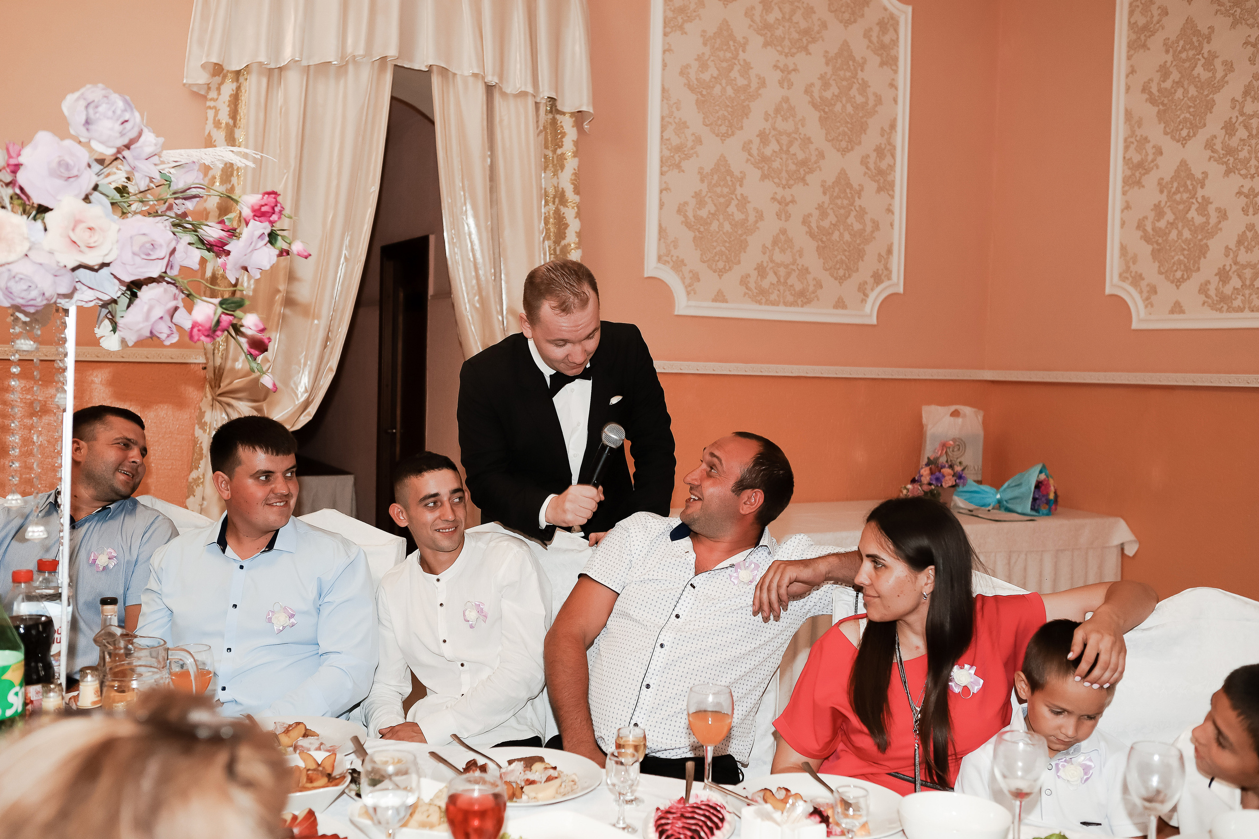 Владимир и Виолетта. Свадебный фотограф Евгения Фролова г. Каменск-Шахтинский, Донецк, Ростов