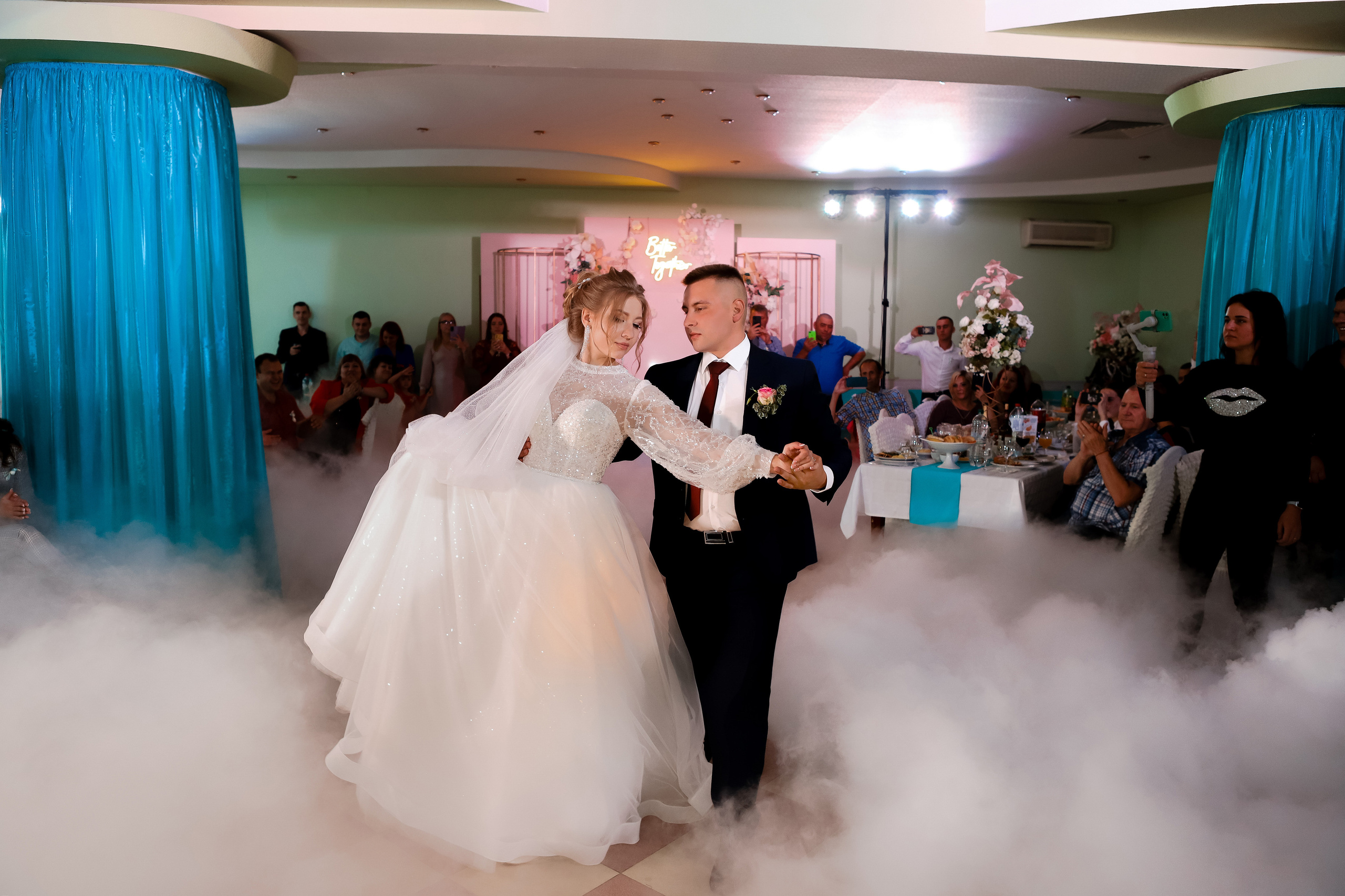 Екатерина и Денис. Свадебный фотограф Евгения Фролова г. Каменск-Шахтинский, Донецк, Ростов