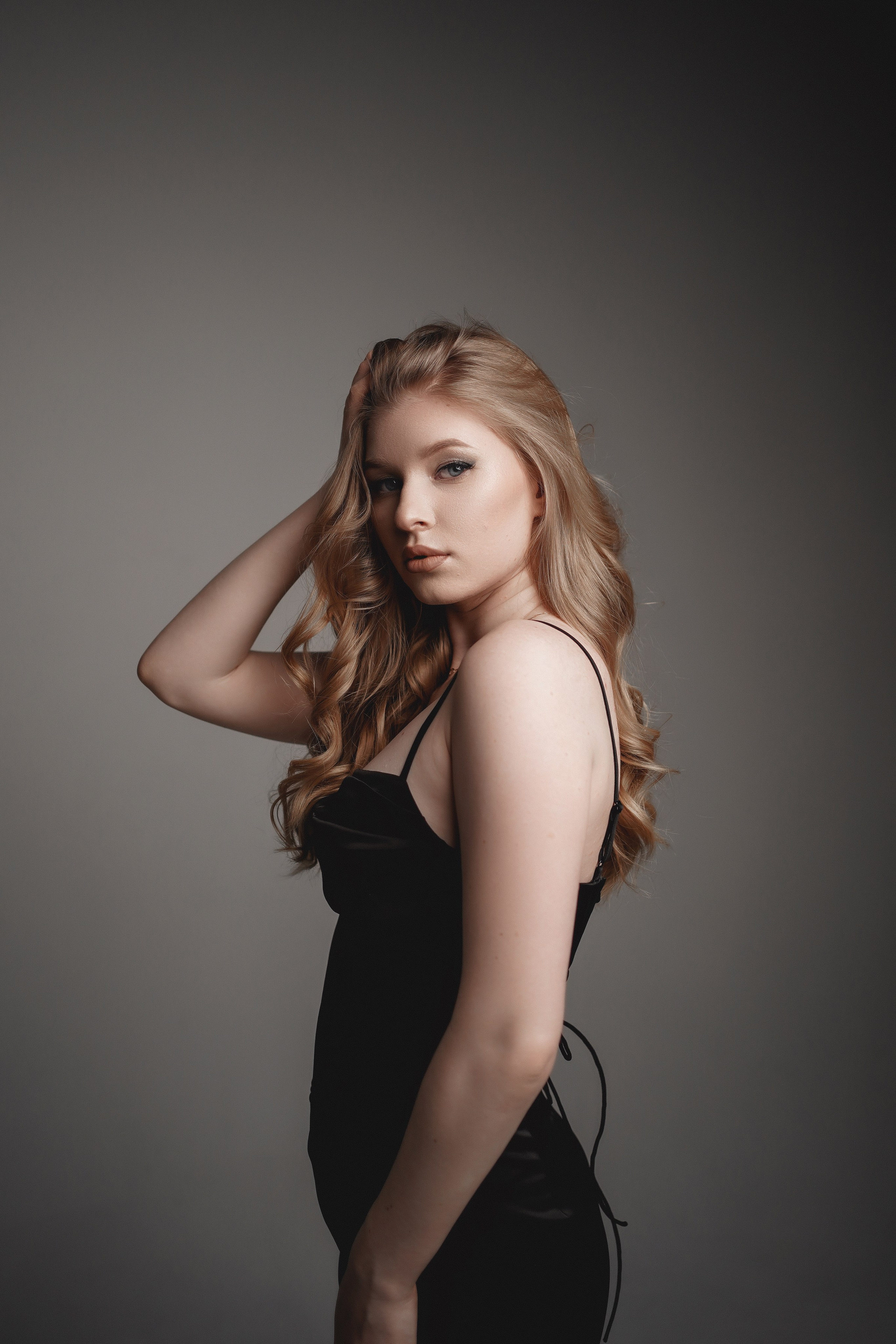 Фотосессия в фотостудии TERRA. Фотограф Новочеркасск и Ростов-на-Дону. Женская фотосессия. Свадебный фотограф в Ростове-на-Дону. Таинство Крещения и Венчания, семейные фотосессии. Алёна Чёботова