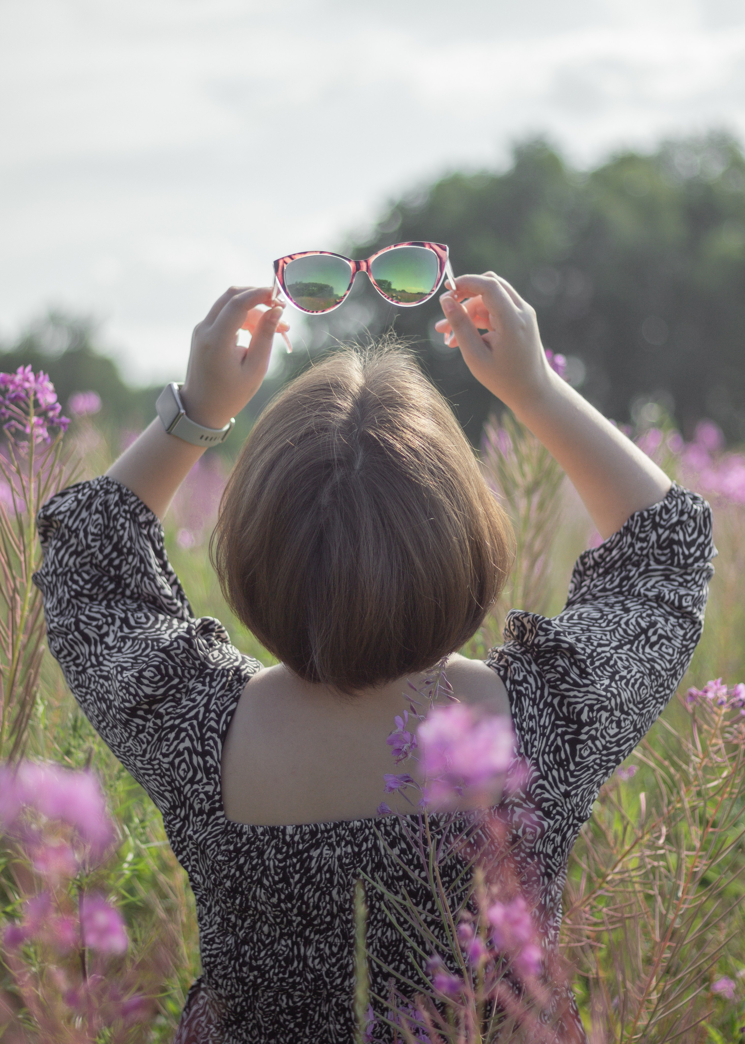 Валерия в поле. Портретный и репортажный фотограф в Кемерово Алексеева Анастасия