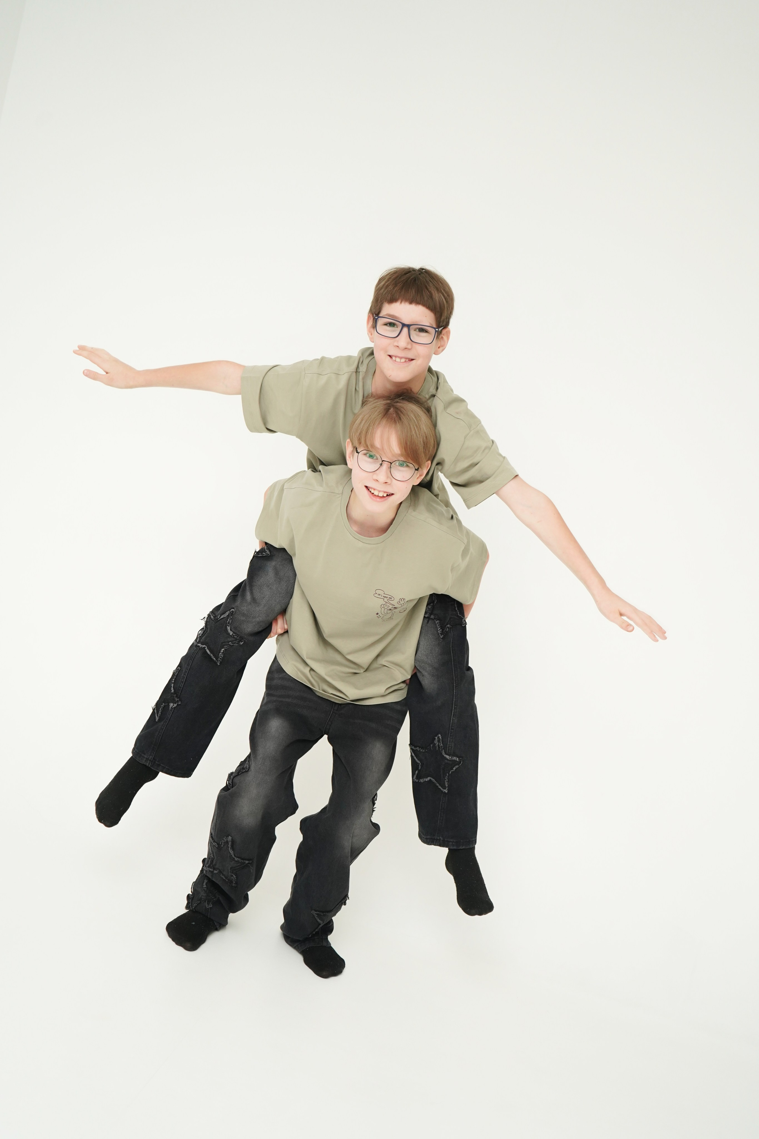 Семейные съёмки в студии. Семейный фотограф в екатеринбурге