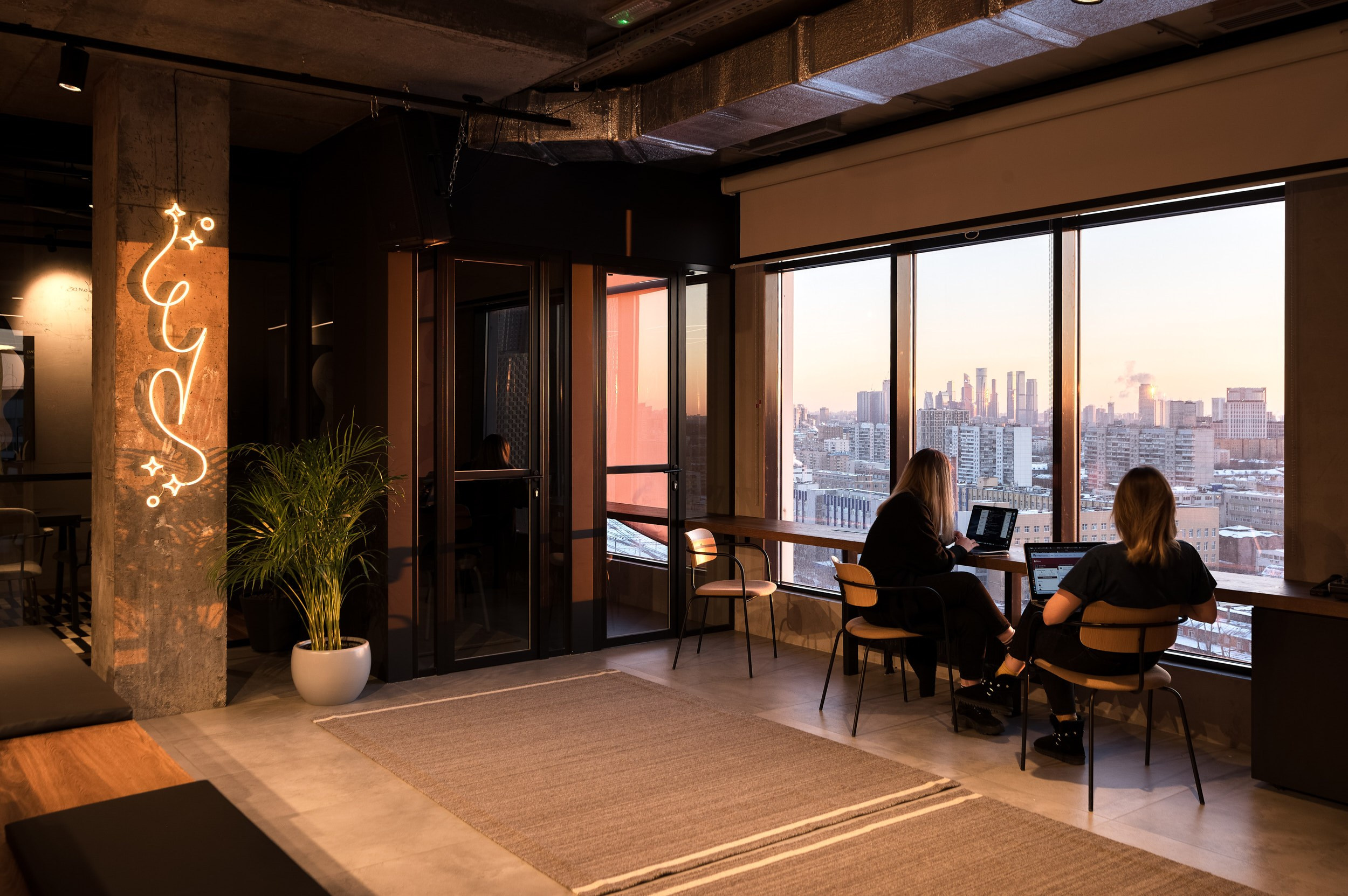 Офисы. Герман Лепёхин коммерческий фотограф в Москве: репортаж, портреты, интерьеры, производство