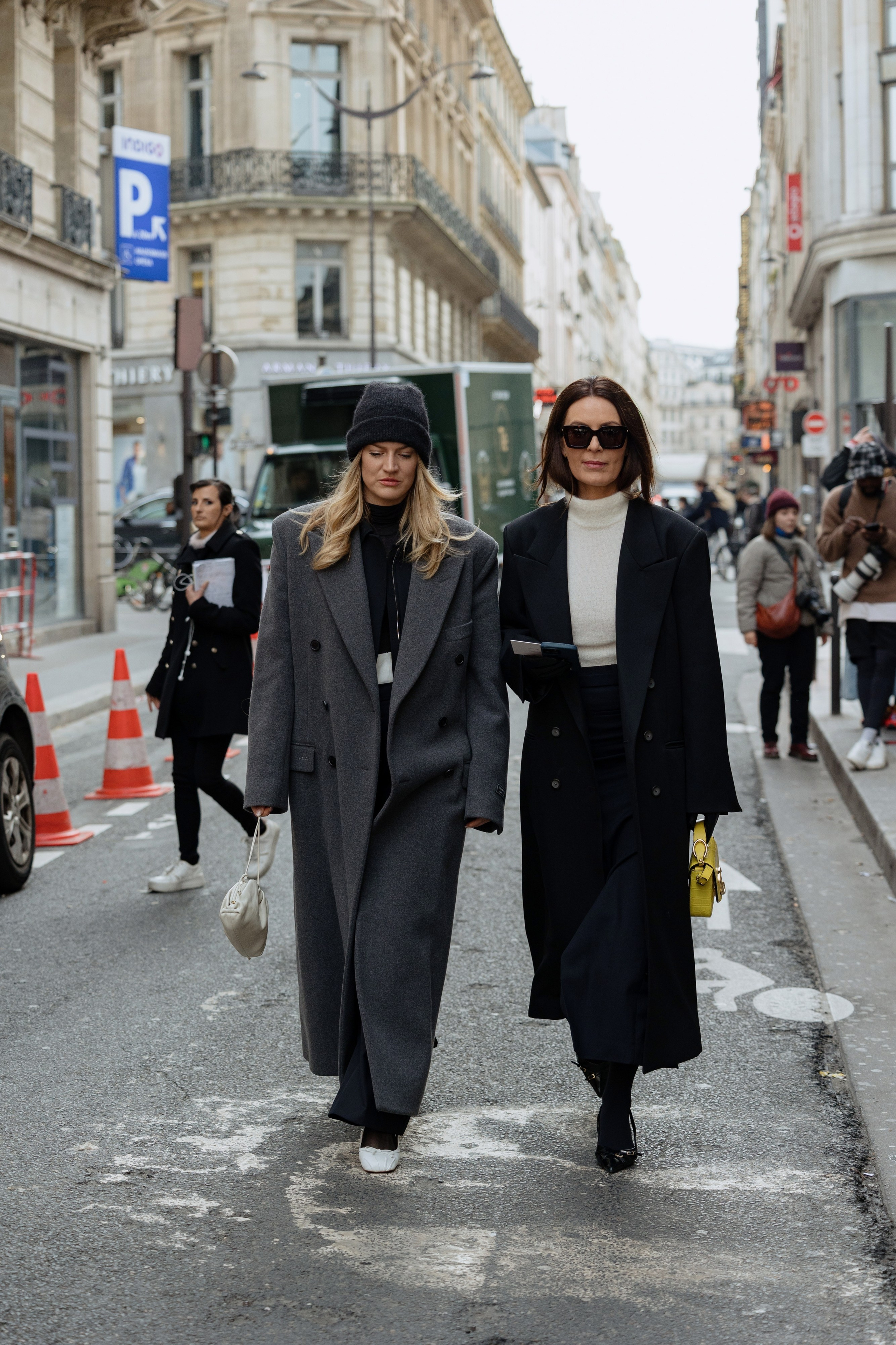 Dries Van Noten PFW WOMENSWEAR FALL-WINTER 24/25. Photographer in Milan Ivan Goncharov