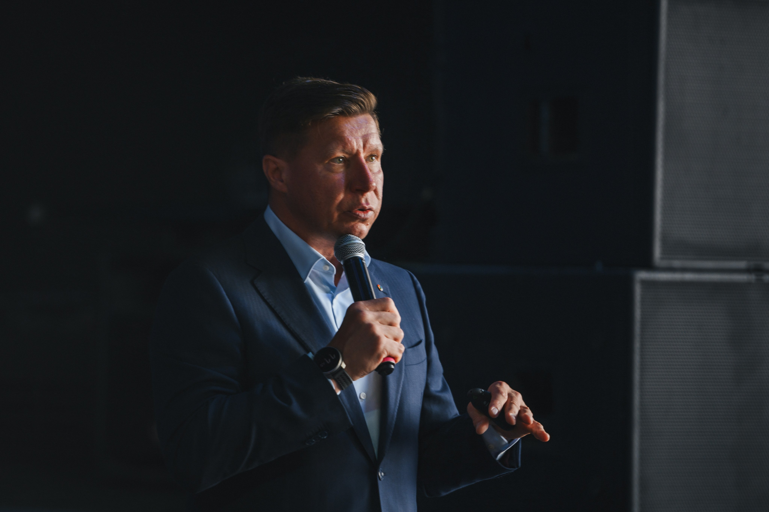 Спортивный завтрак с Владимиром Волошиным 12.04.2025. Фотограф в Самаре