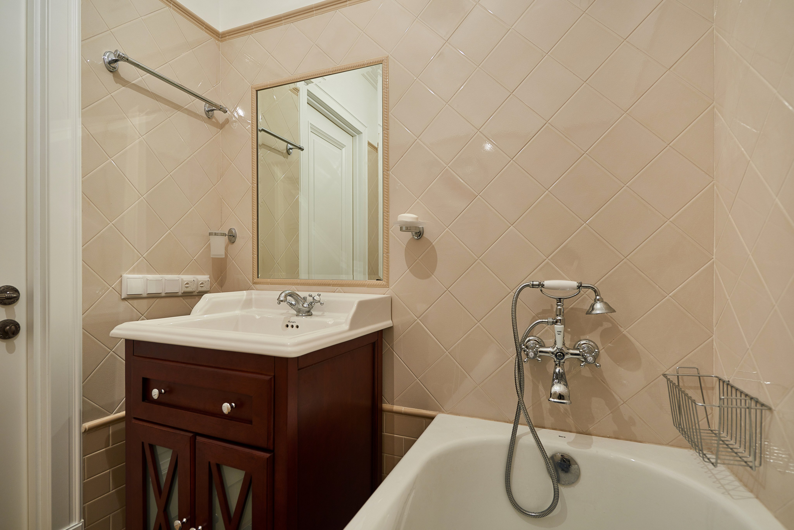 Дизайн интерьера 2-комнатной квартиры в классическом английском стиле в Москве. Ольга Саакян Ι Дизайн интерьера в Москве: планировка, подбор отделочных материалов, чертежи для строителей и надзор за ремонтом квартиры