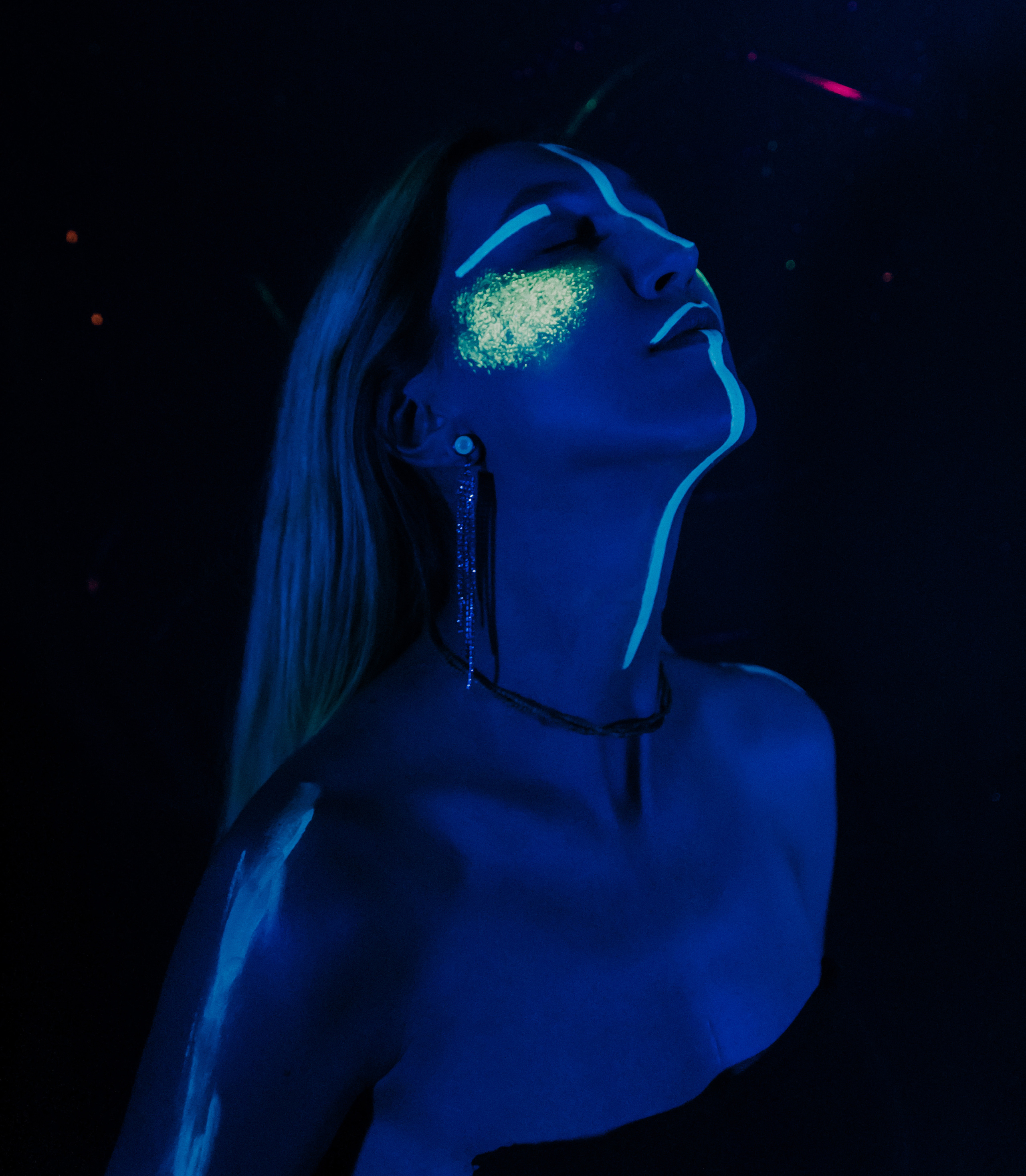 Неоновый девичник. Главная