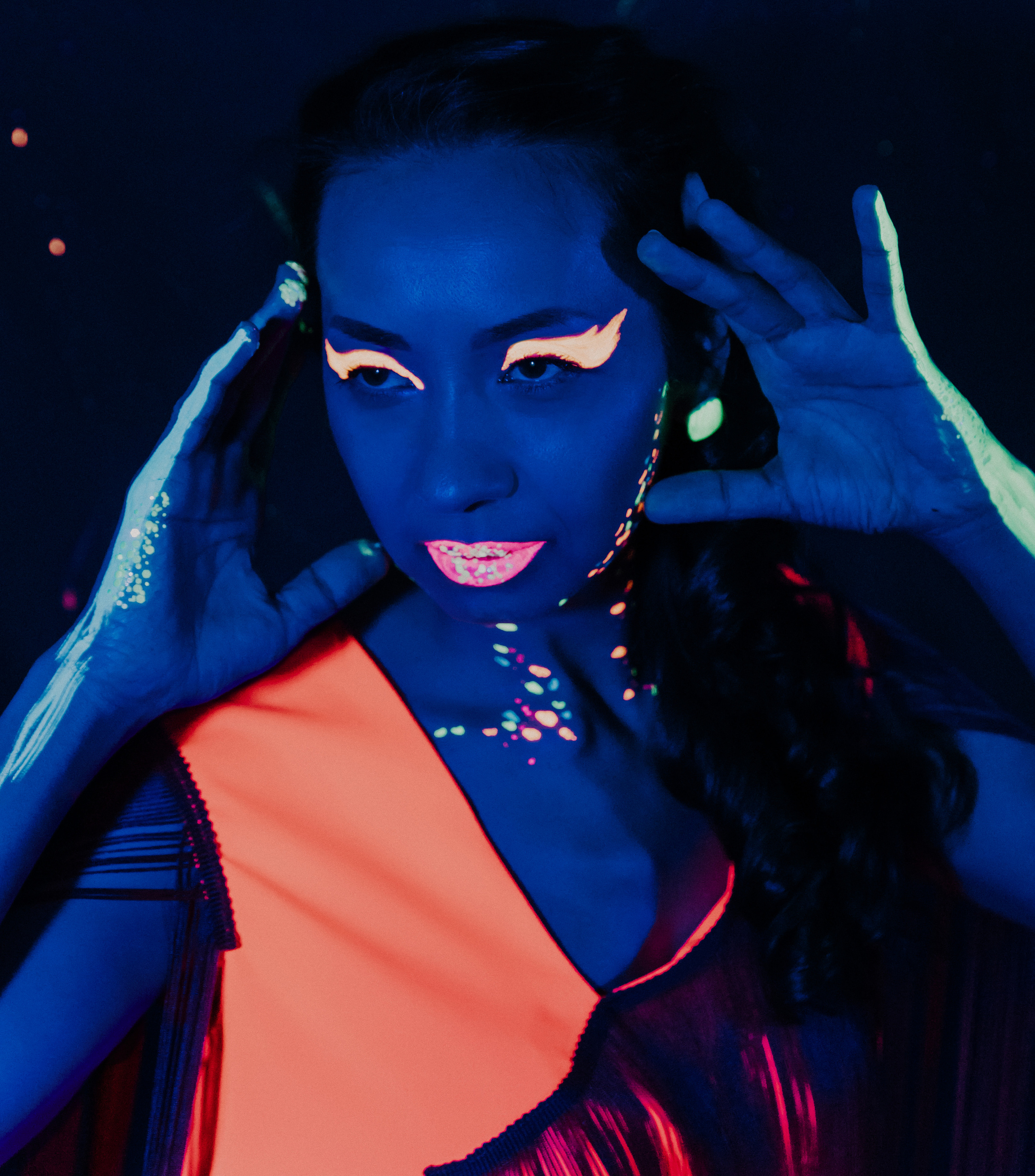 Неоновый девичник. Главная