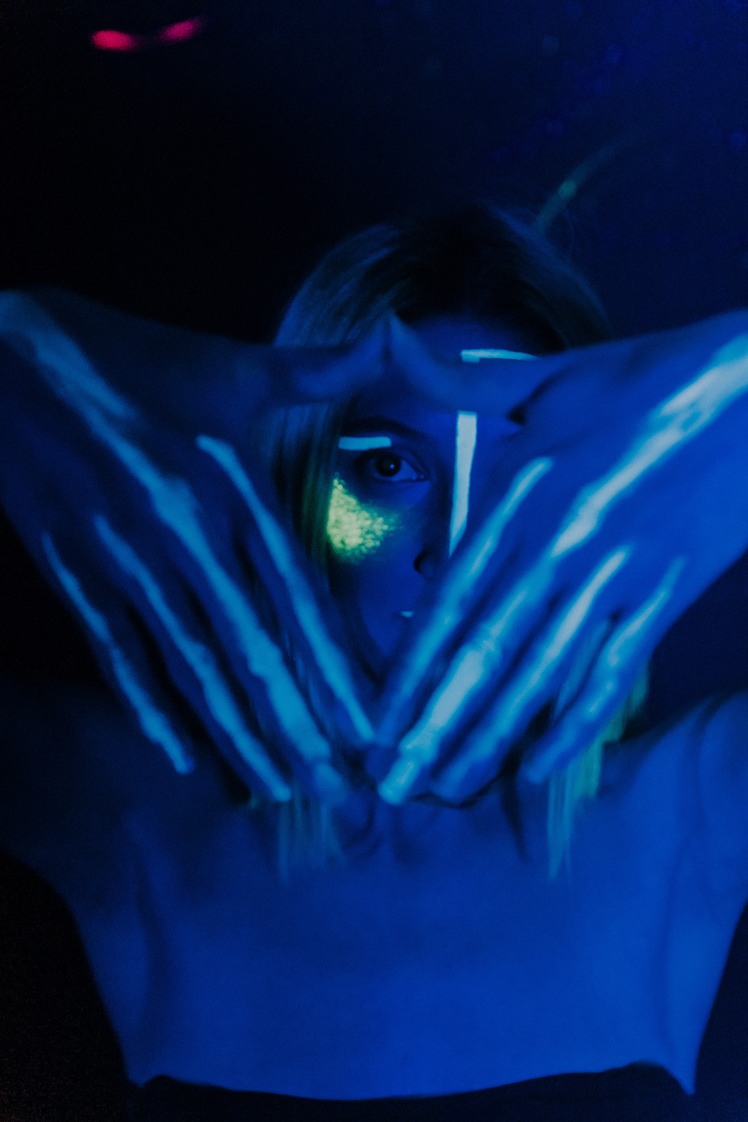 Неоновый девичник. Главная