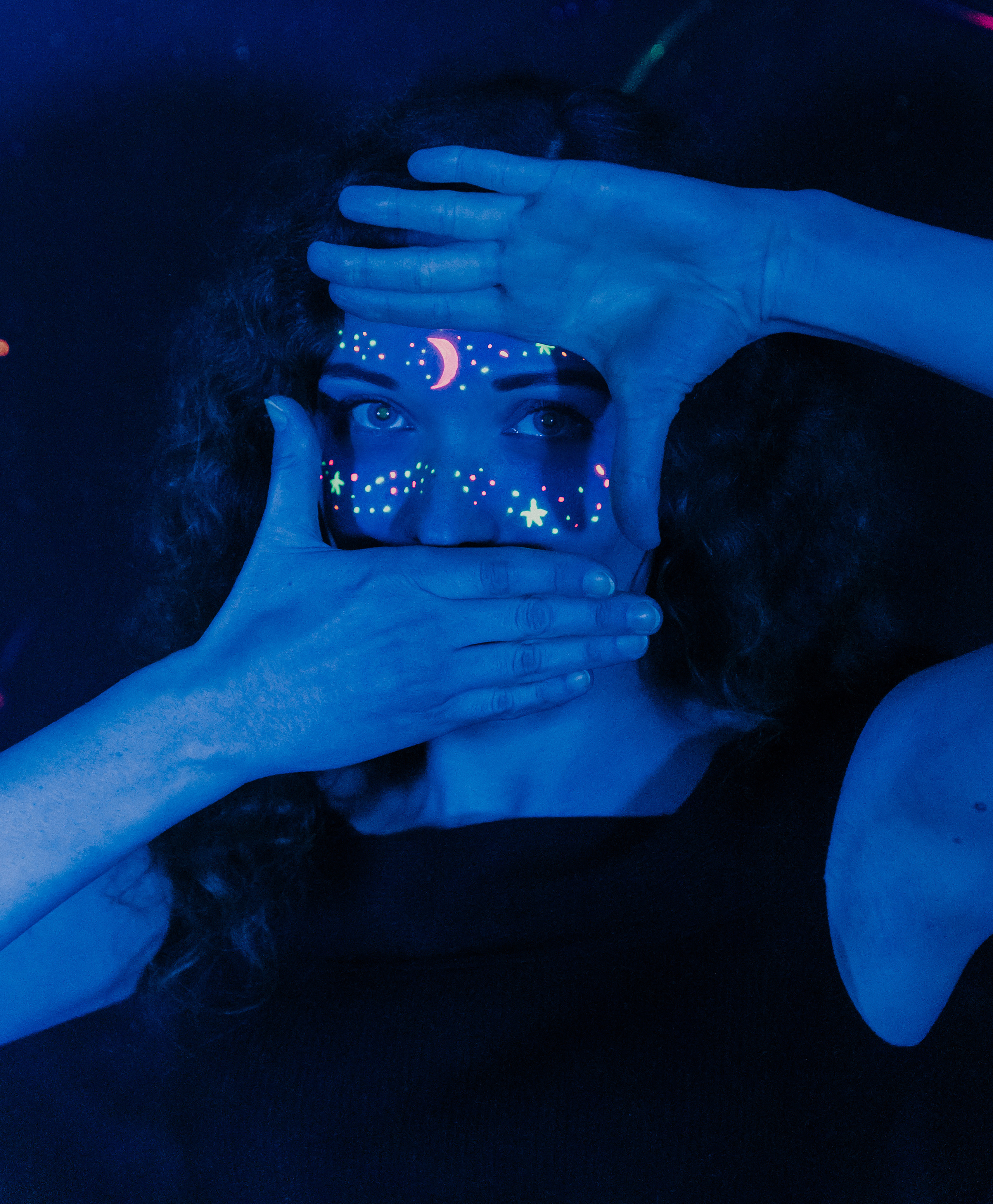 Неоновый девичник. Главная