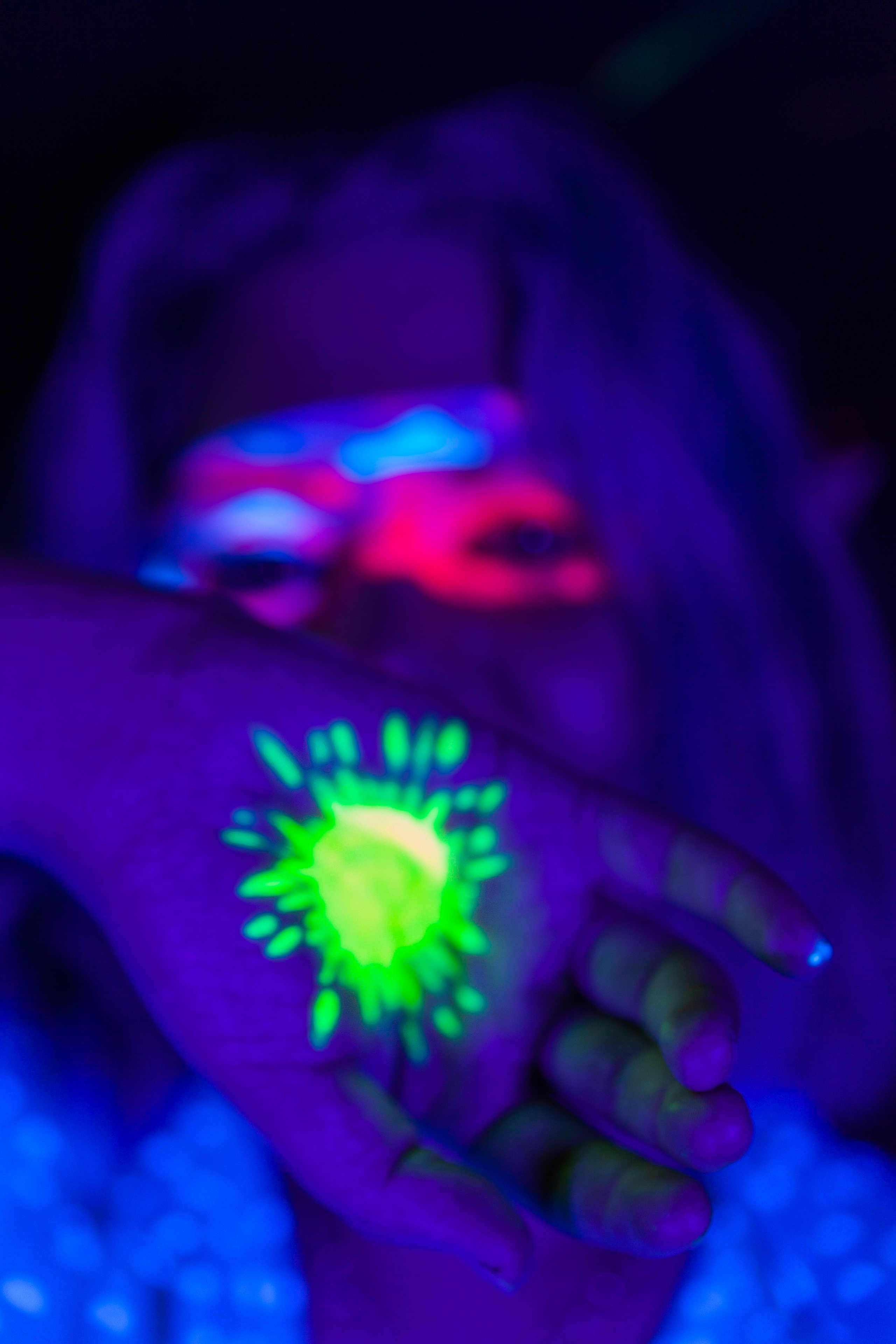 Неоновый девичник. Главная