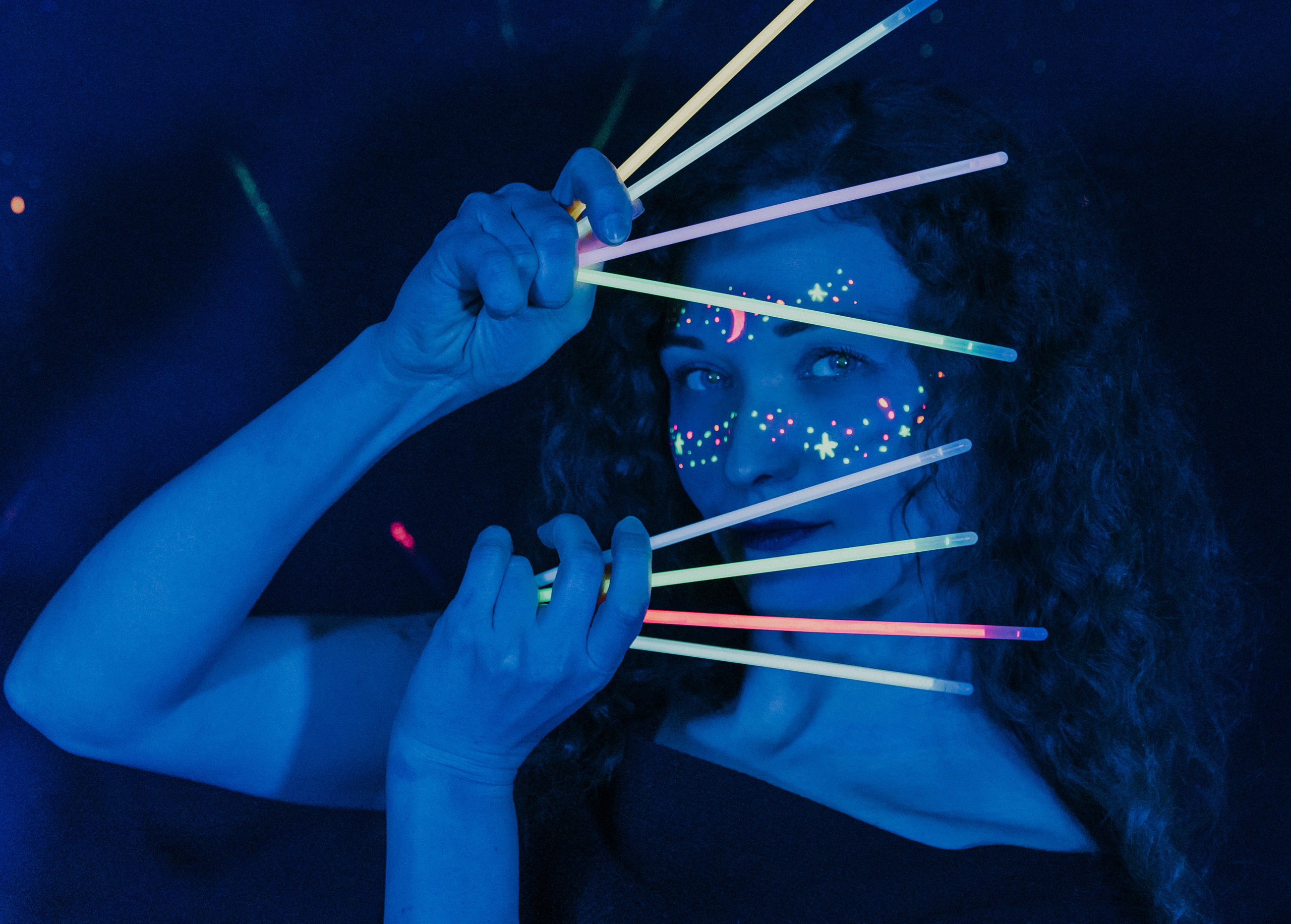 Неоновый девичник. Главная