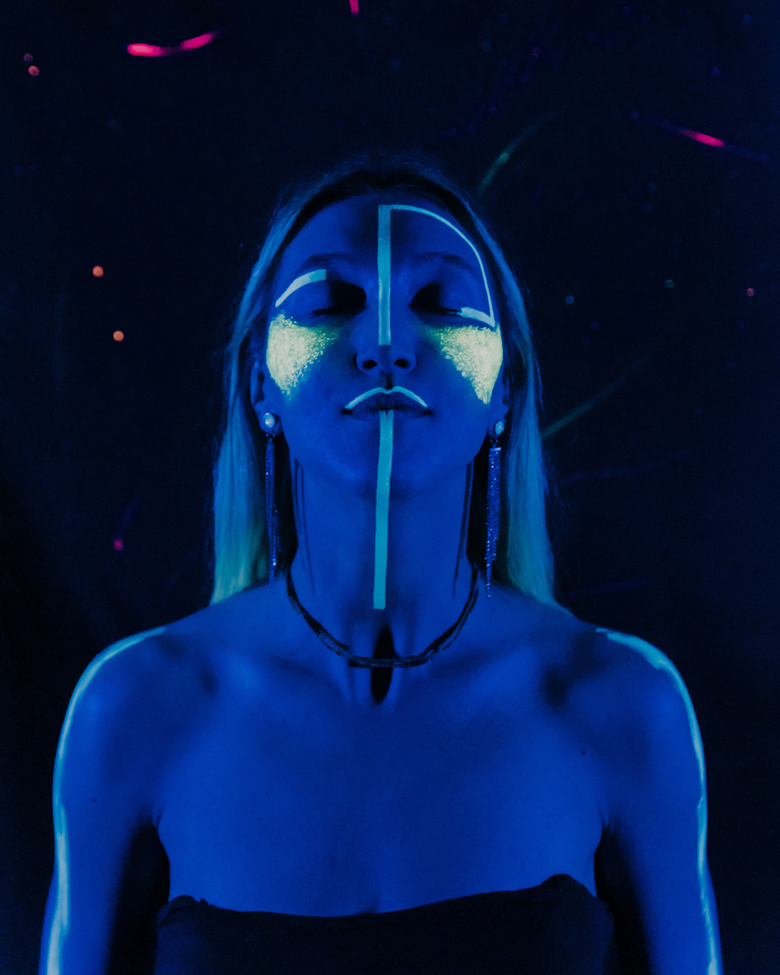 Неоновый девичник. Главная